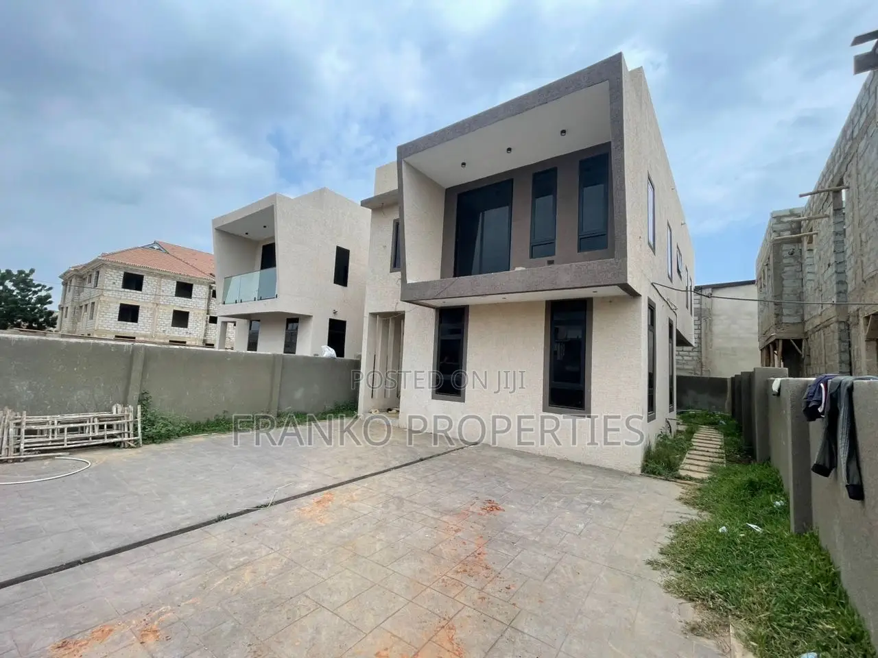 3bdrm House in Franko Properties, School Junction for rent