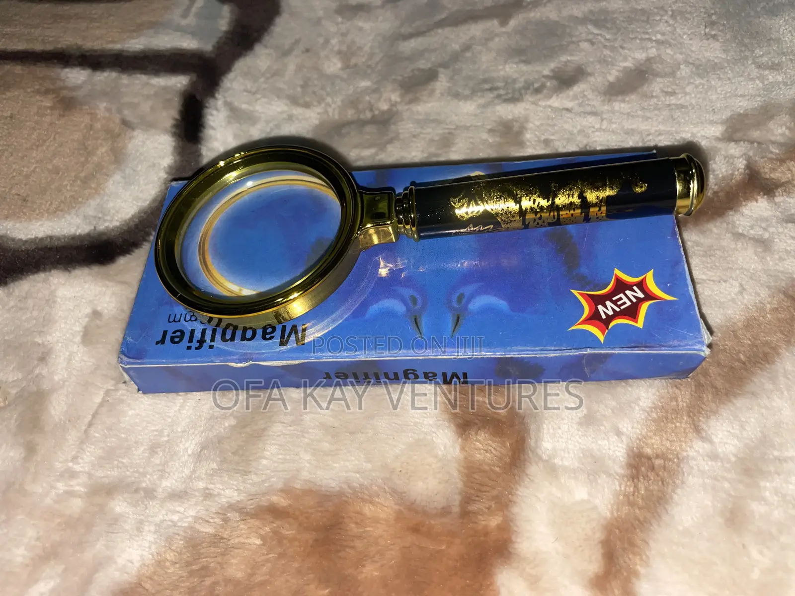 Magnifying Glasses For Old And Young