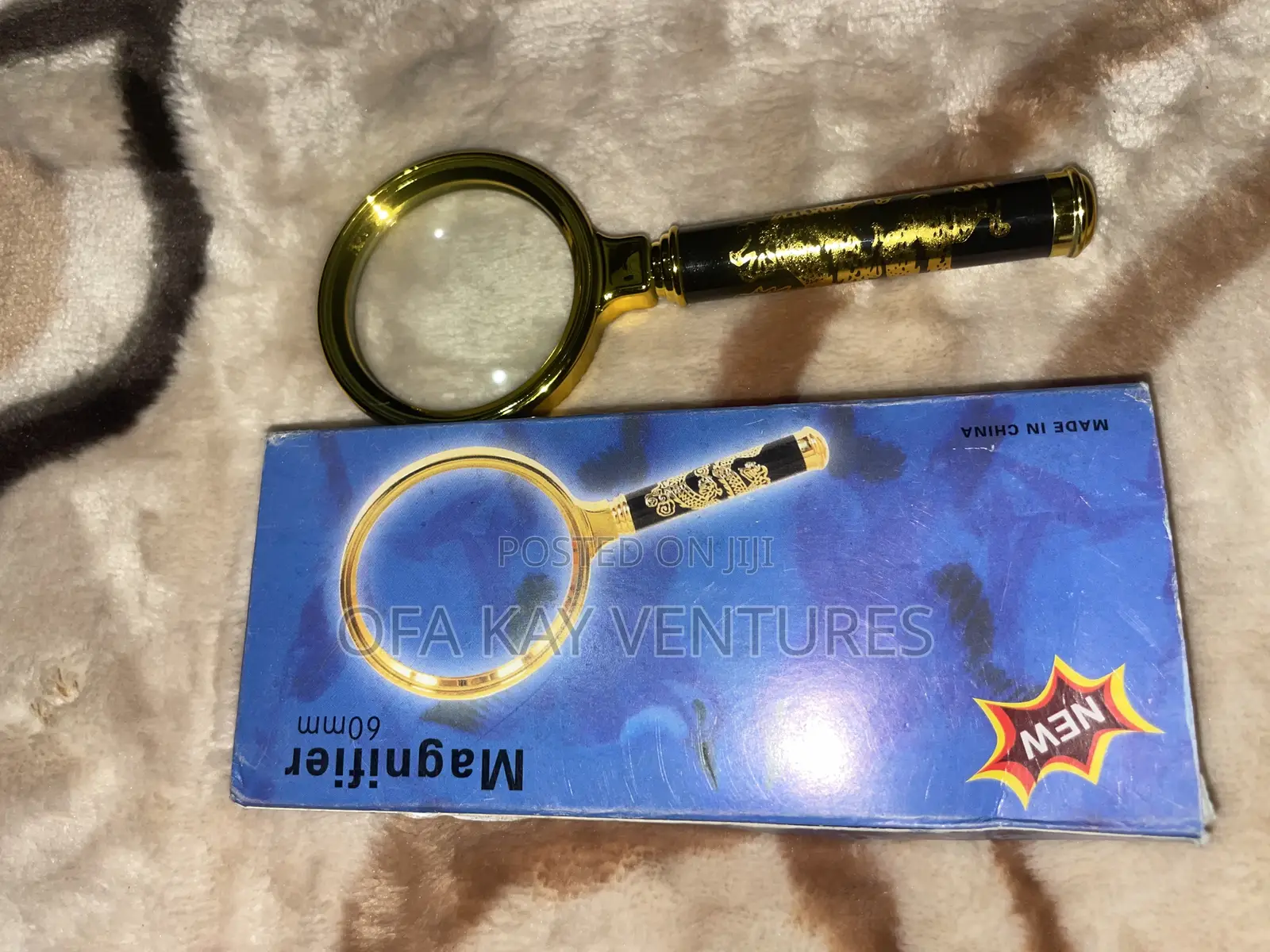 Magnifying Glasses For Old And Young
