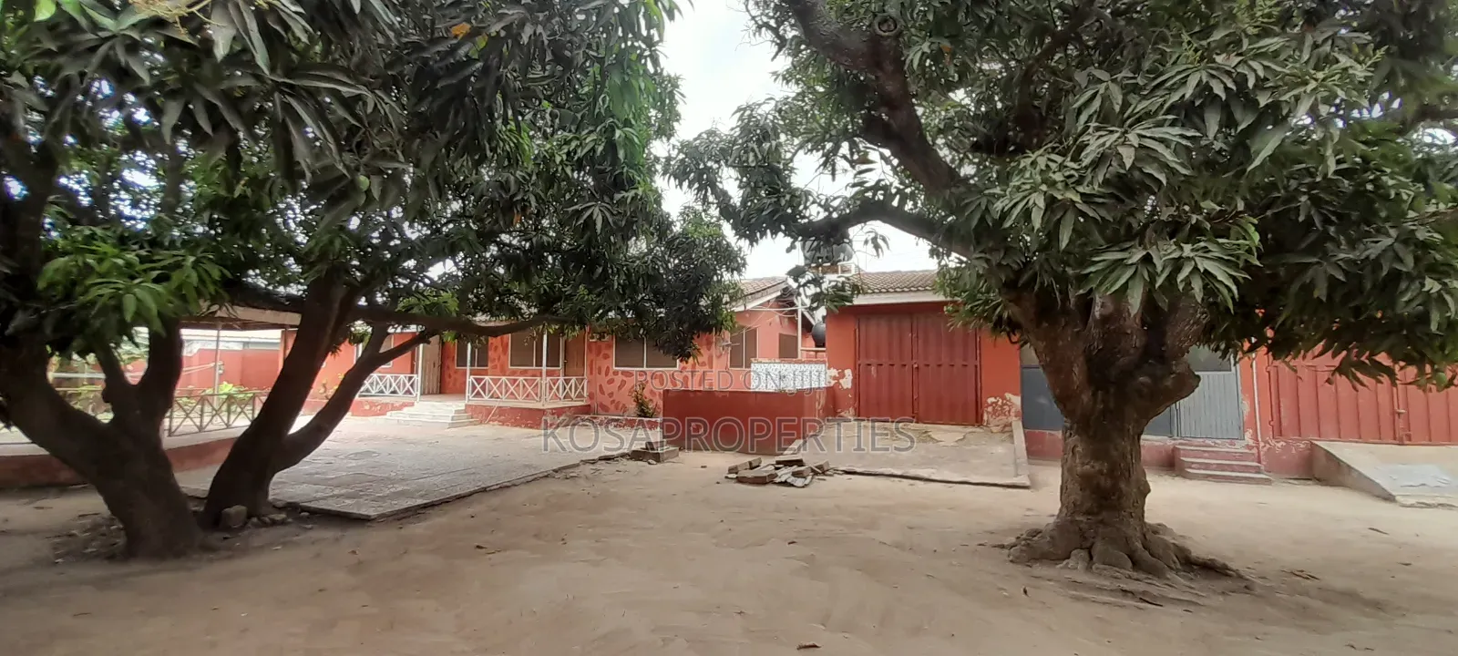 4bdrm House in Camp 2, Teshie for sale