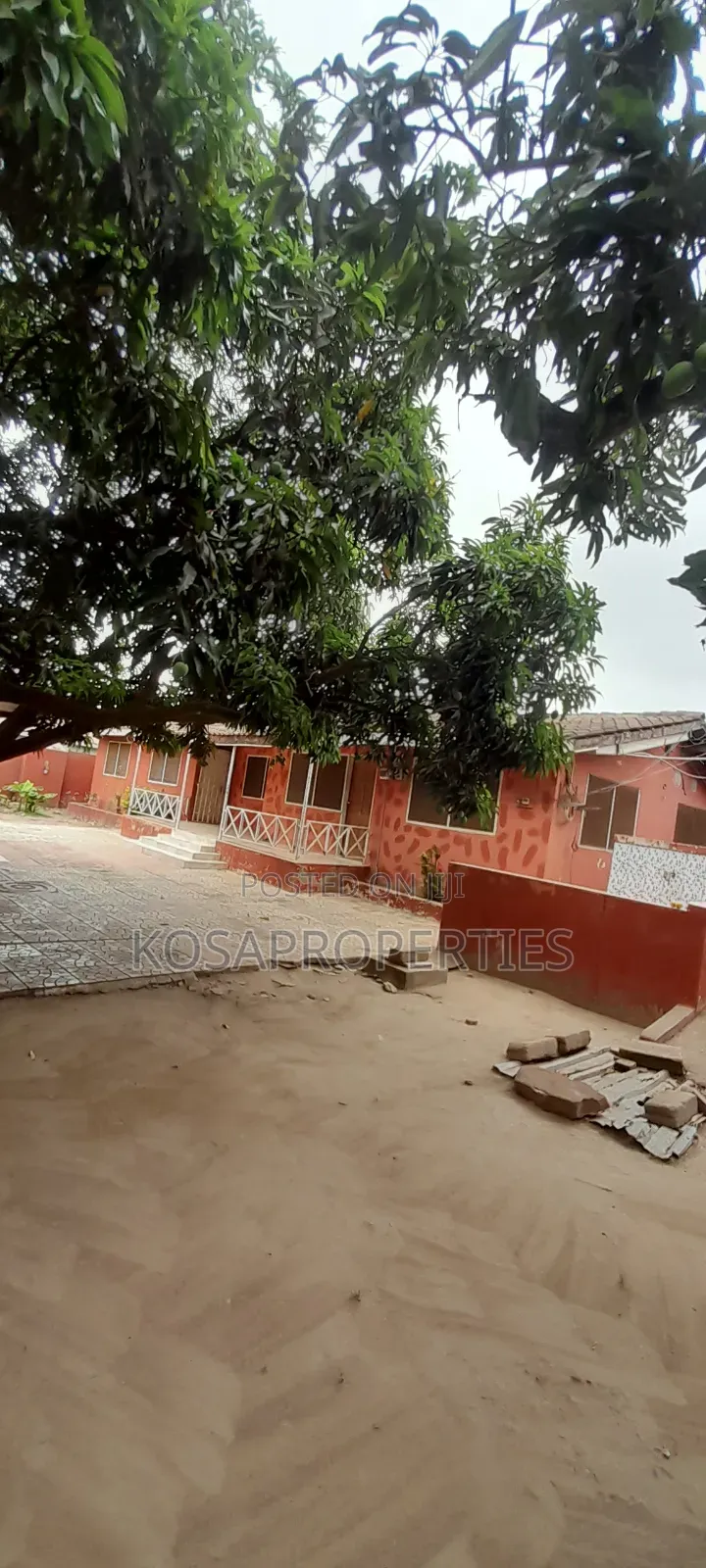 4bdrm House in Camp 2, Teshie for sale