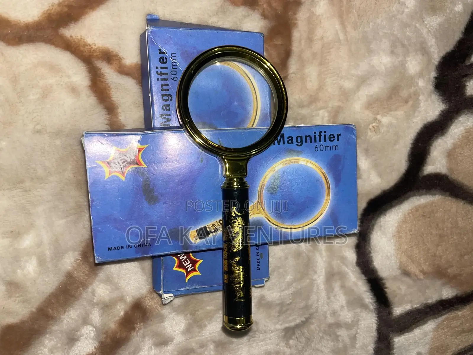 Magnifying Glasses For Old And Young