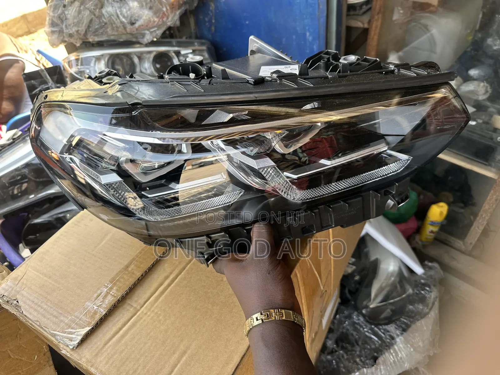 BMW X3 or G01 2019,2020,2022,2023,2024 Headlight Complete Pair