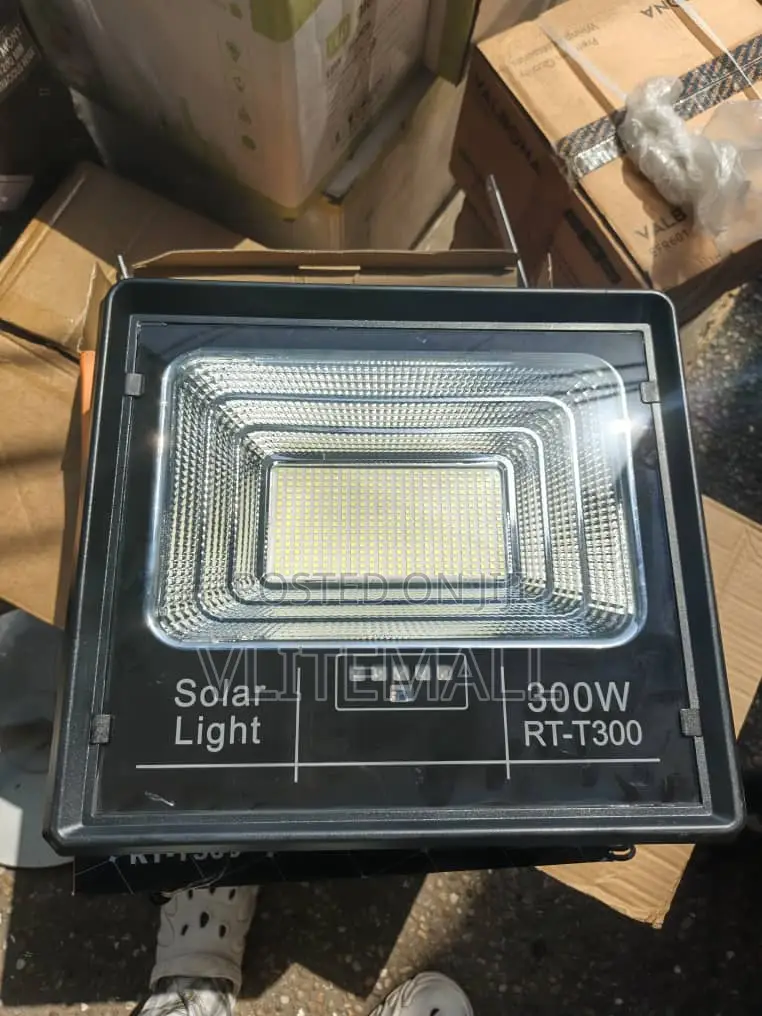 Resta Solar Lighting (300watss)Flood Light