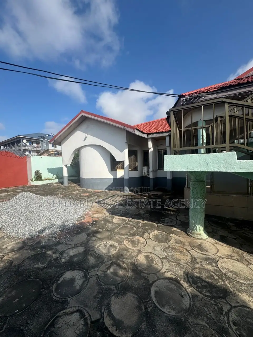 6bdrm House in Kasoa for sale