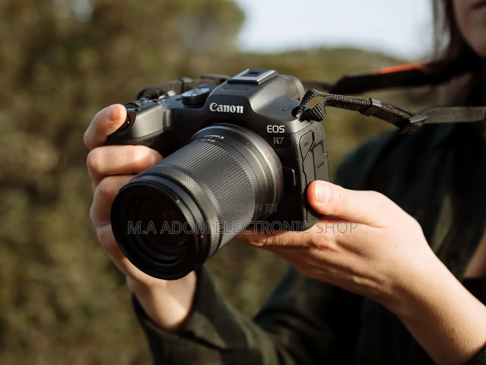 Canon Eos R7 Mirrorless Camera With Rf-S 18-150mm