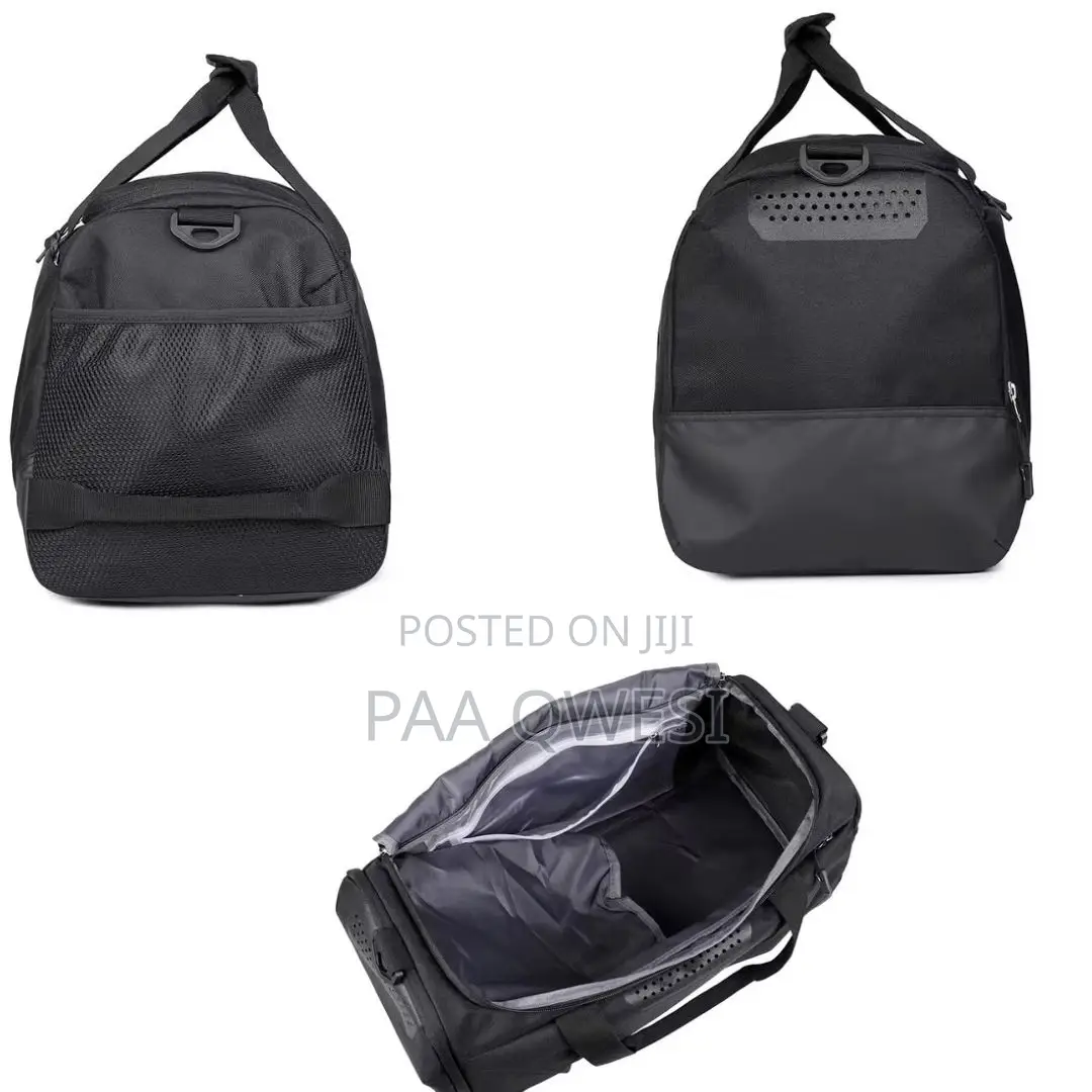 Foldable Gym Bag With Large Storage Capacity