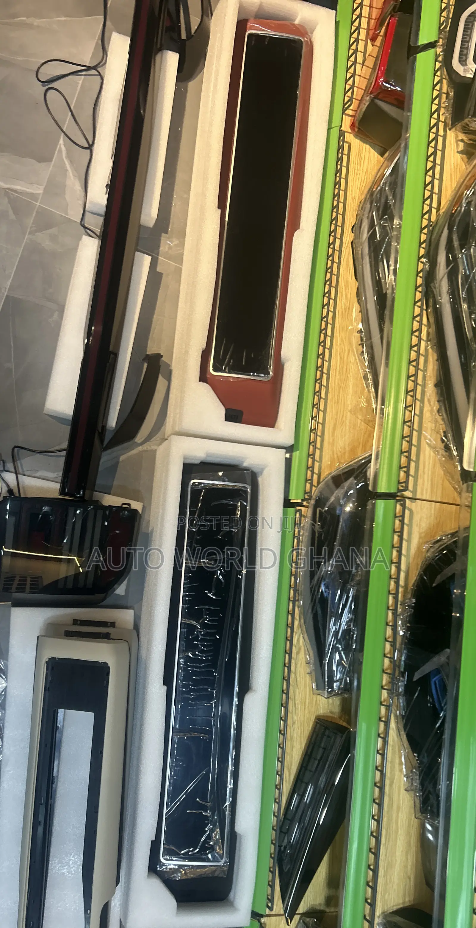 Range Rover Sports Range Rover Vogue Premium Long Screen Led