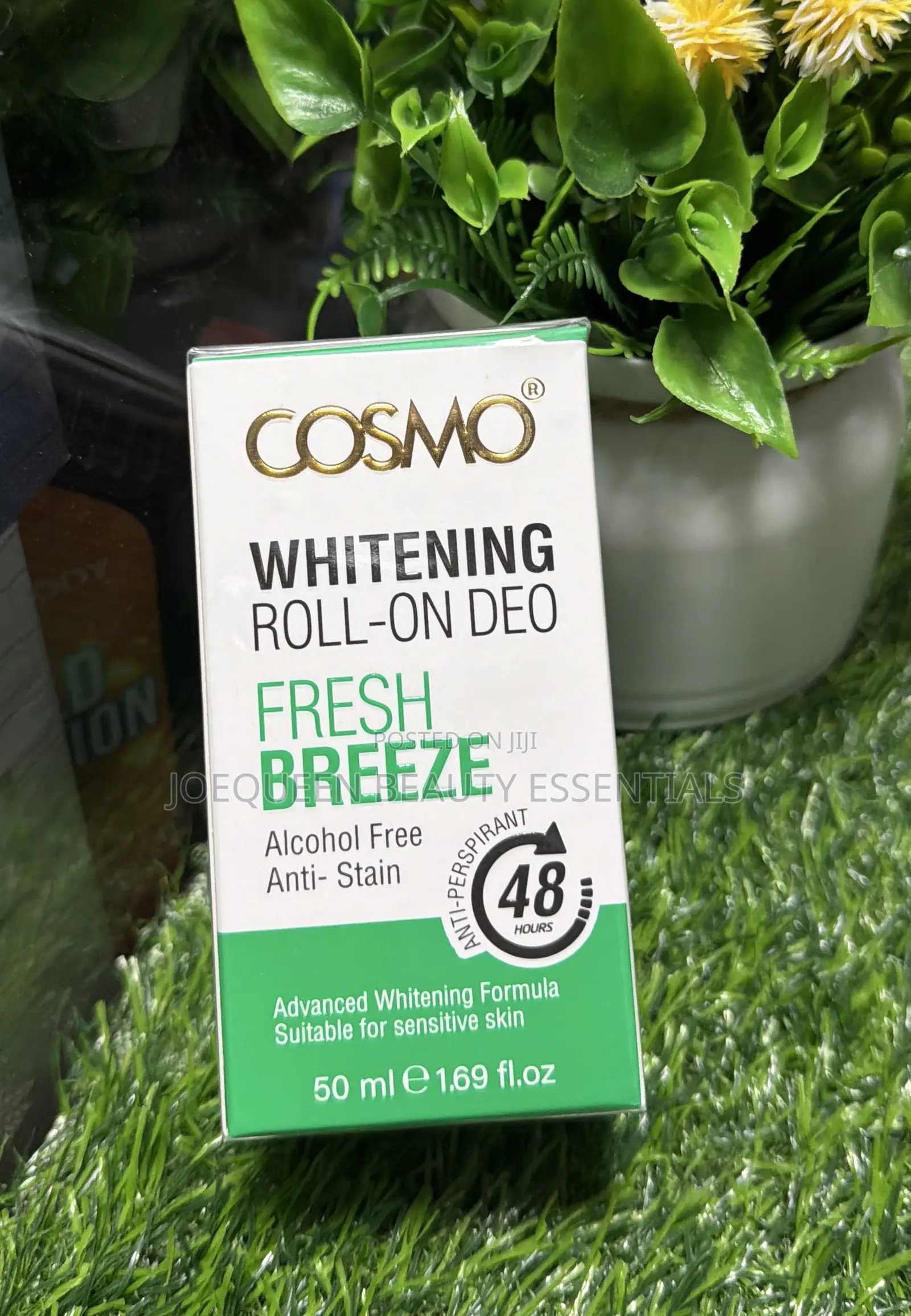 Cosmo Whitening Roll On Deo