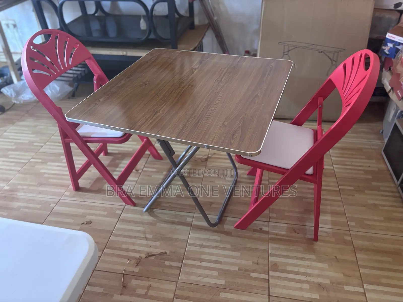 80x80cm Foldable Table And 2 Folding Chairs
