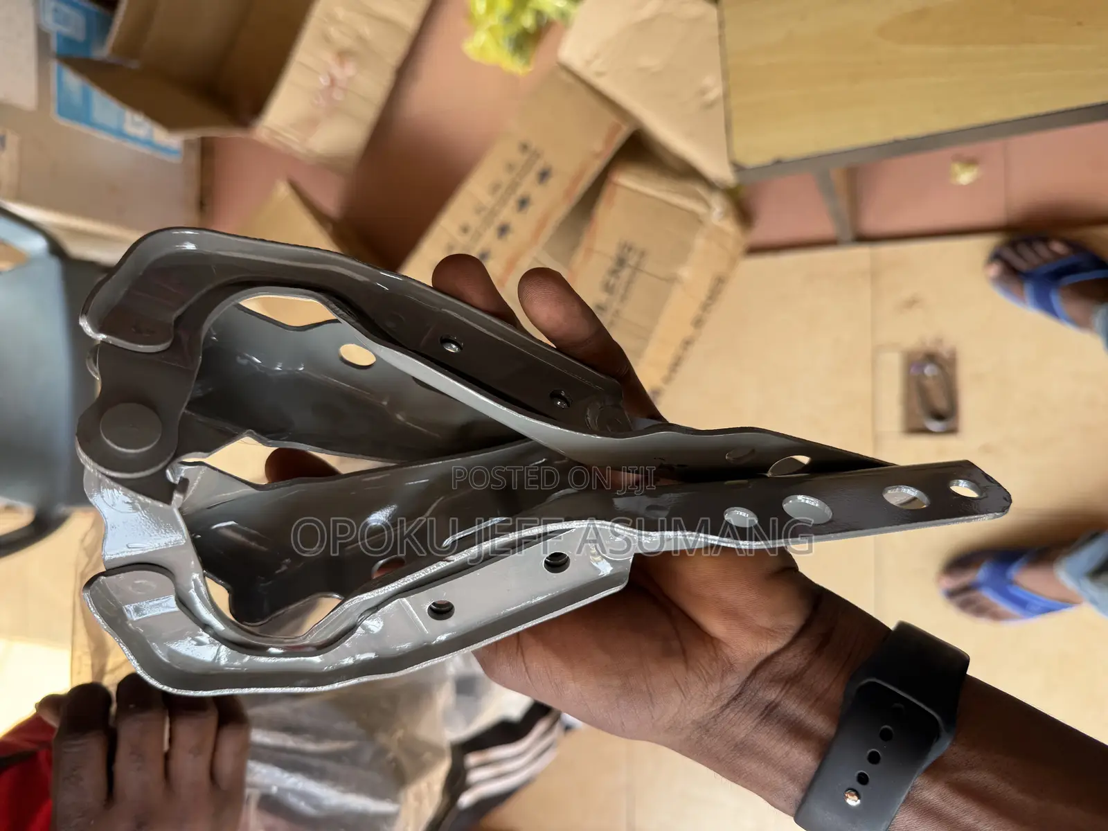 Hrv 2022-2025 Bonnet Hinges