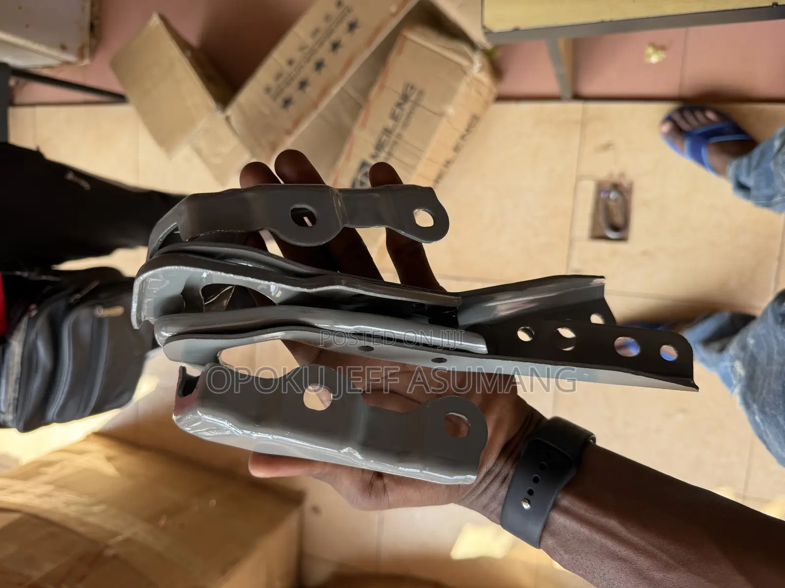 Hrv 2022-2025 Bonnet Hinges