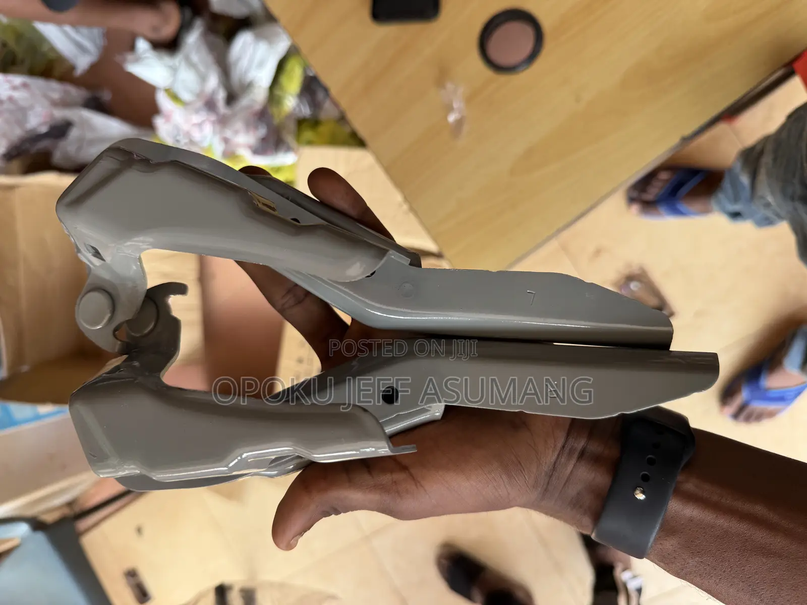 Hrv 2022-2025 Bonnet Hinges