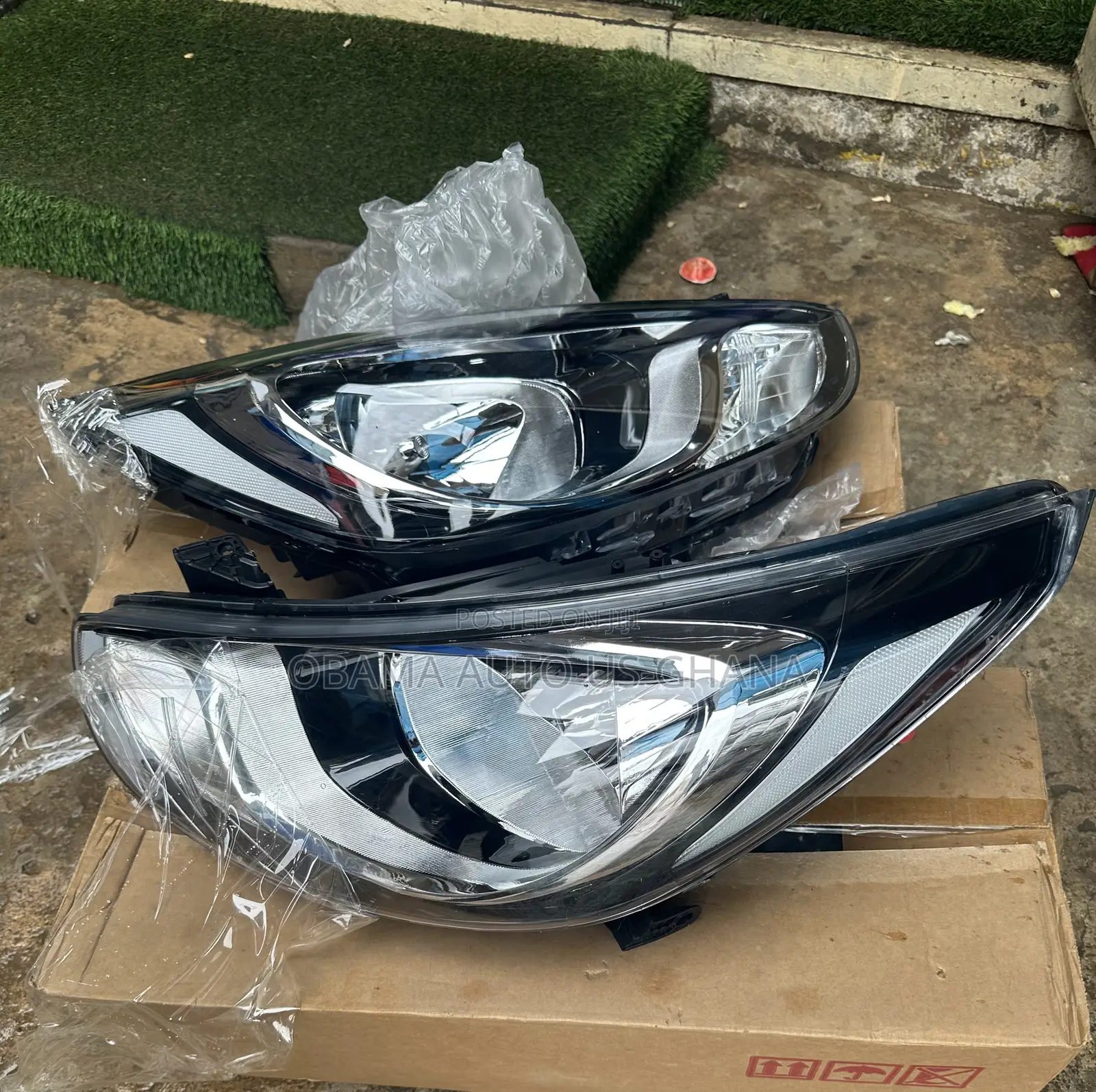 Hyundai Accent Headlight 2012 Oem White Head Light