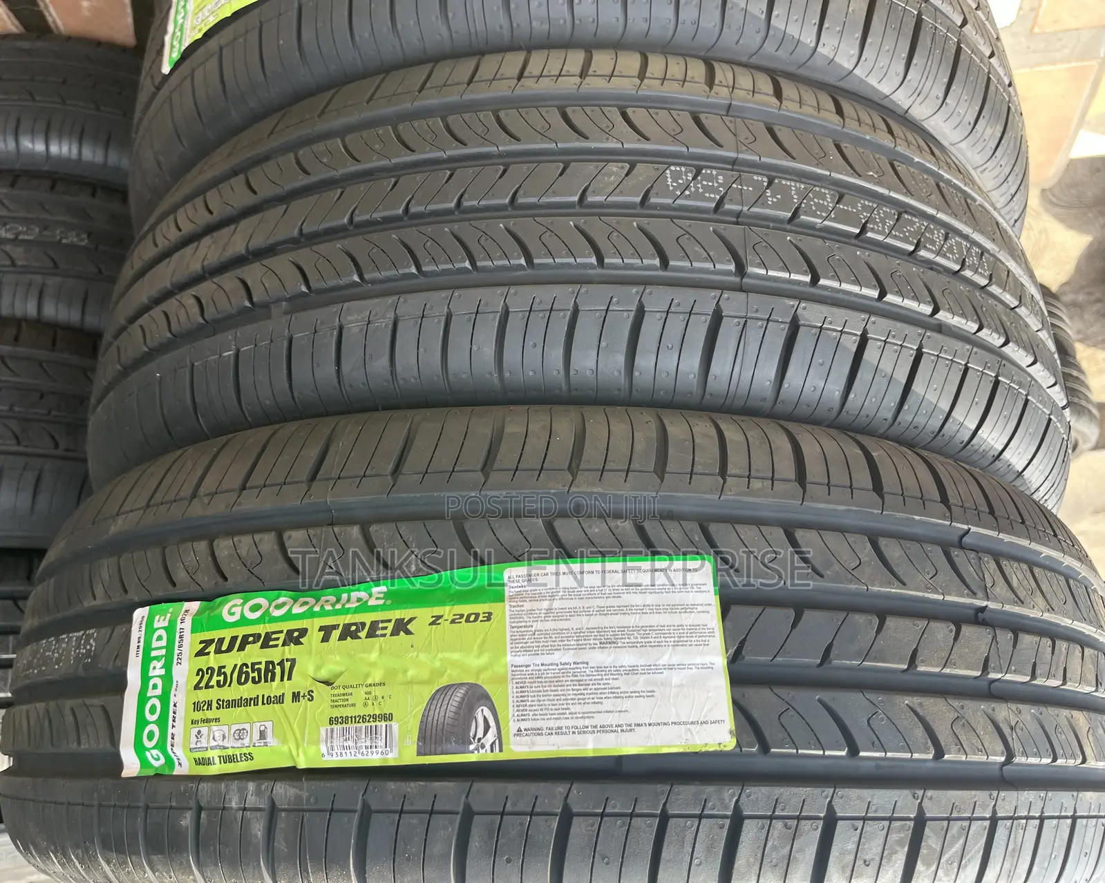 225 65 R17 Goodride Tyre