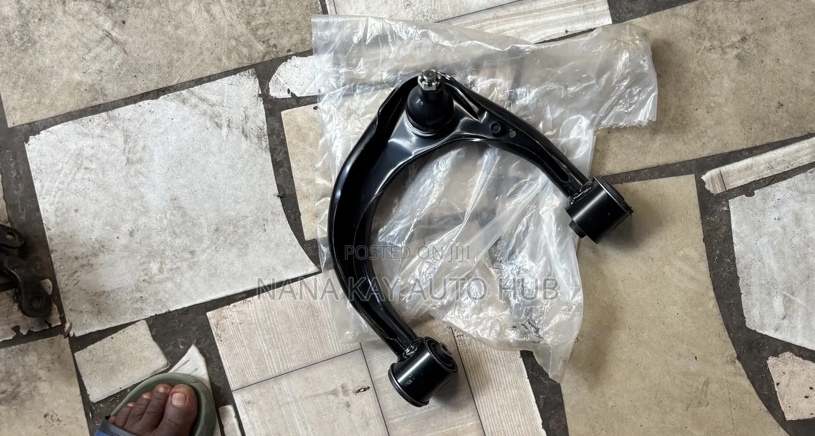 Toyota Hilux 2010-2015upper Control Arms Pair