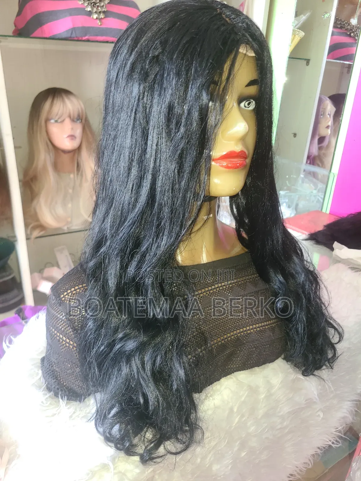 Black Wavy Wig