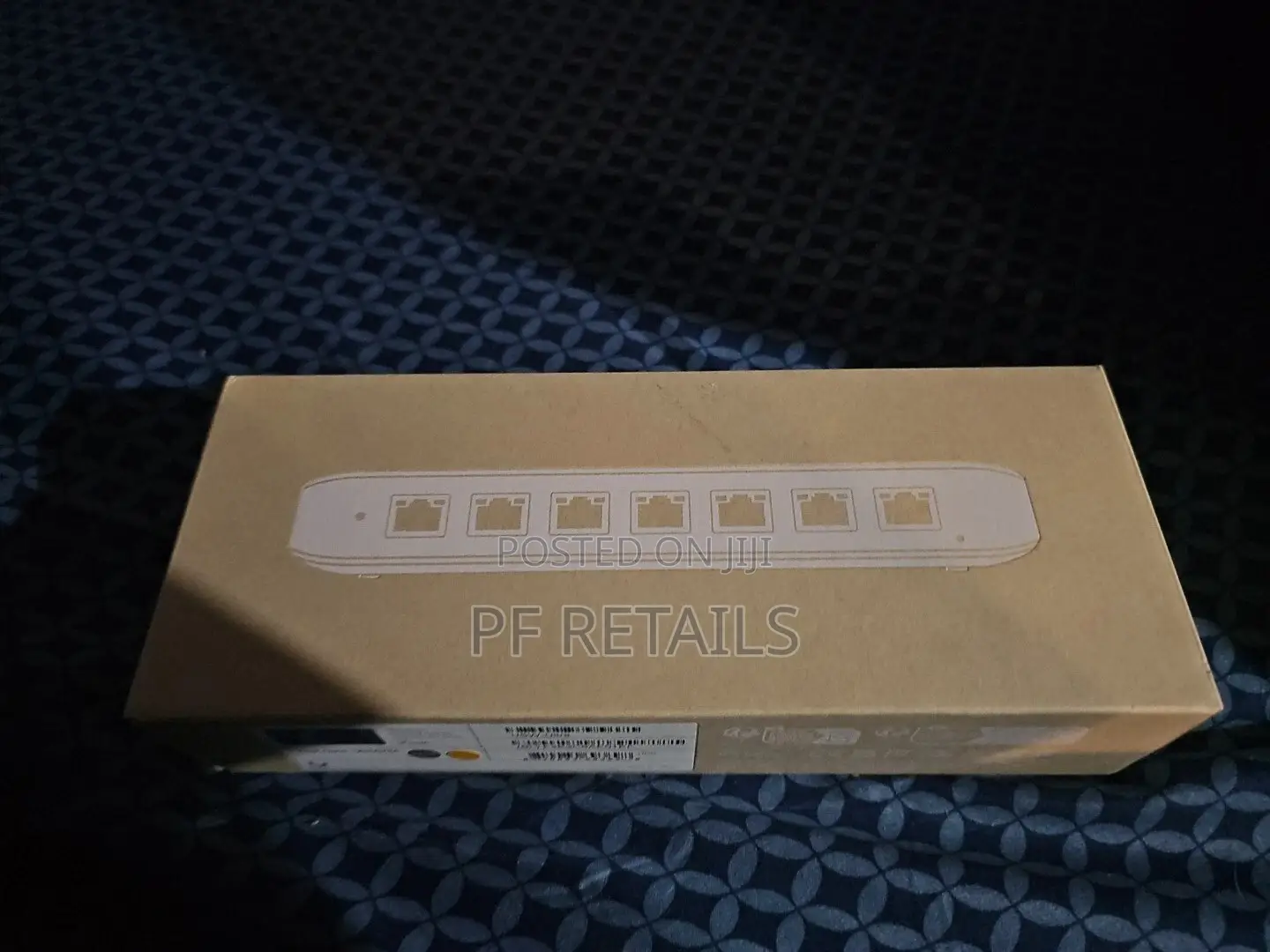 Ubiquiti Unifi Switch Ultra 8-Port Compact Poe Switch (Usw-Ultra)120w