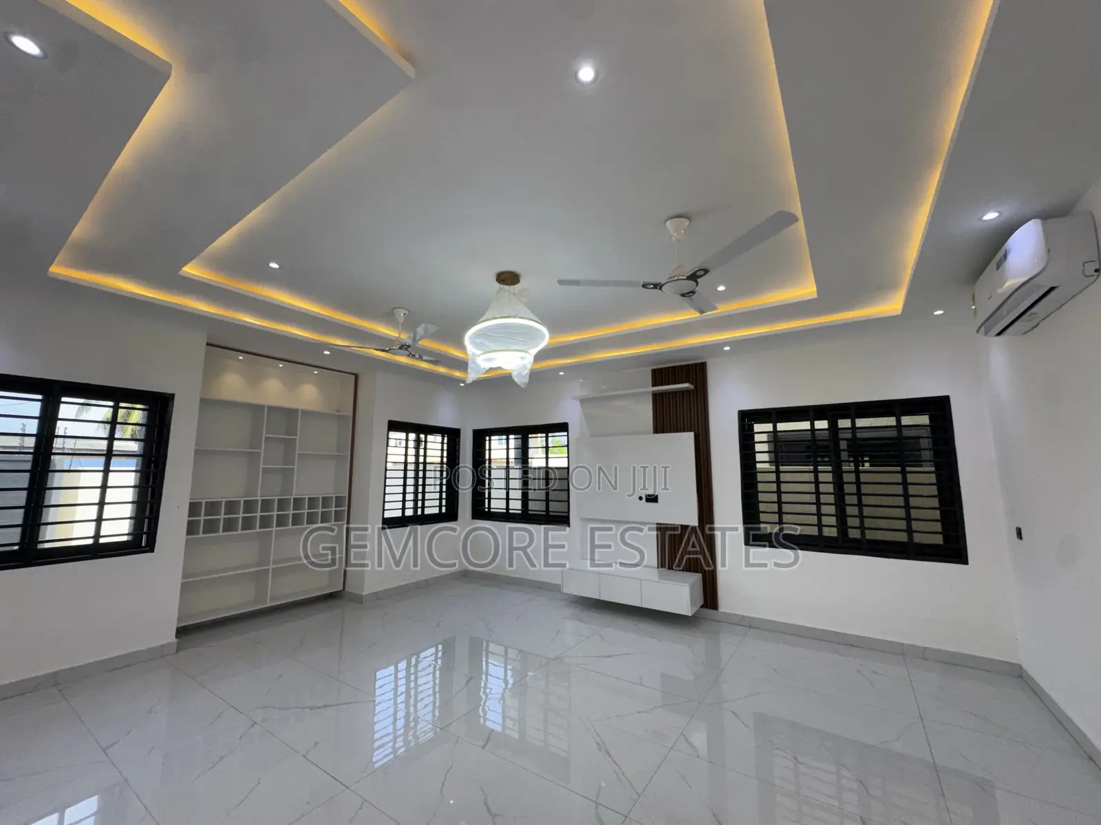 4bdrm House in Third Gate, Ashaley Botwe for sale