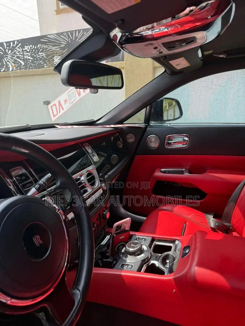 Rolls-Royce Wraith 6.6 RWD 2020 Black