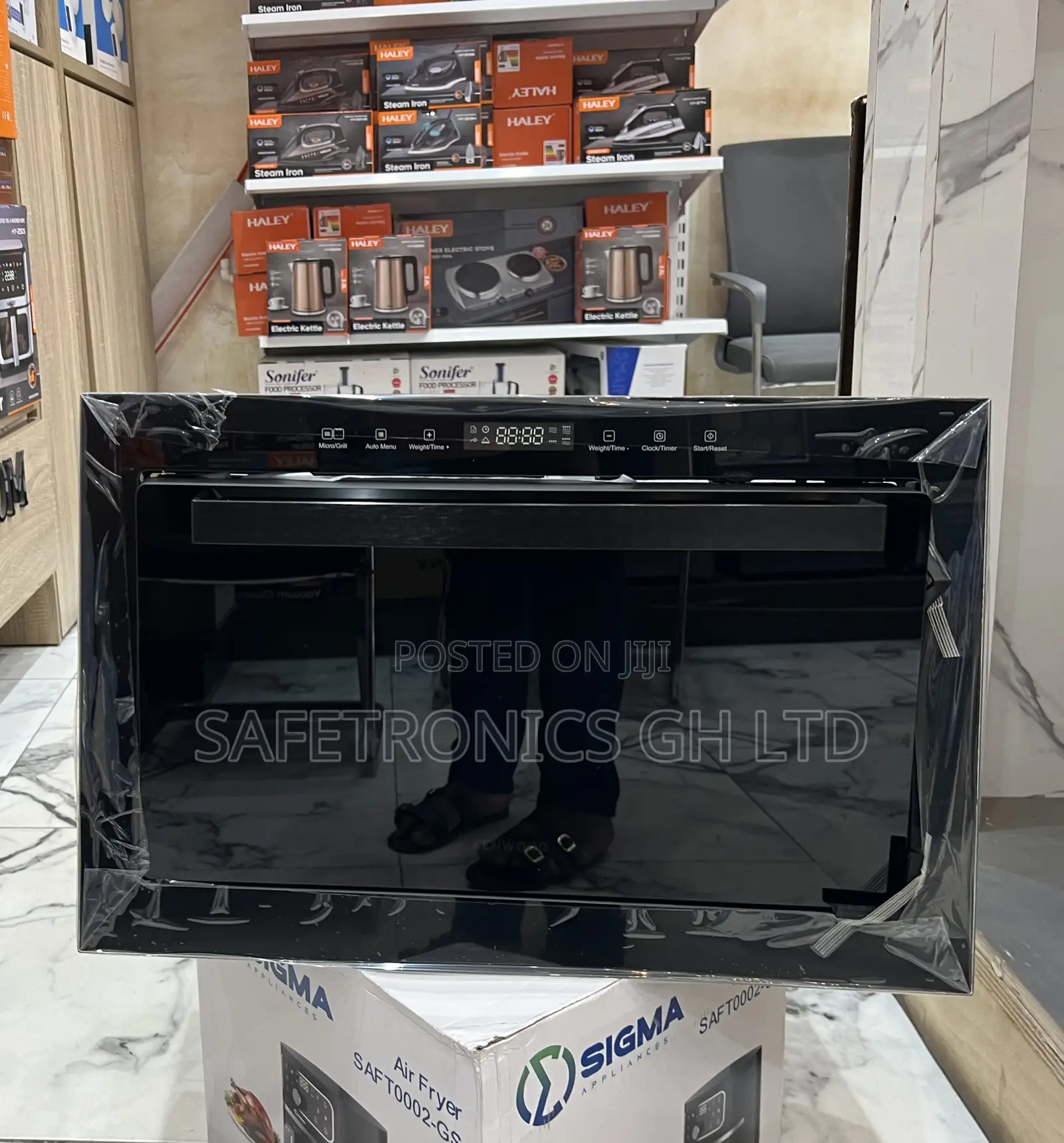 High Quality Kenwood in-Built Black (Glass) Microwave