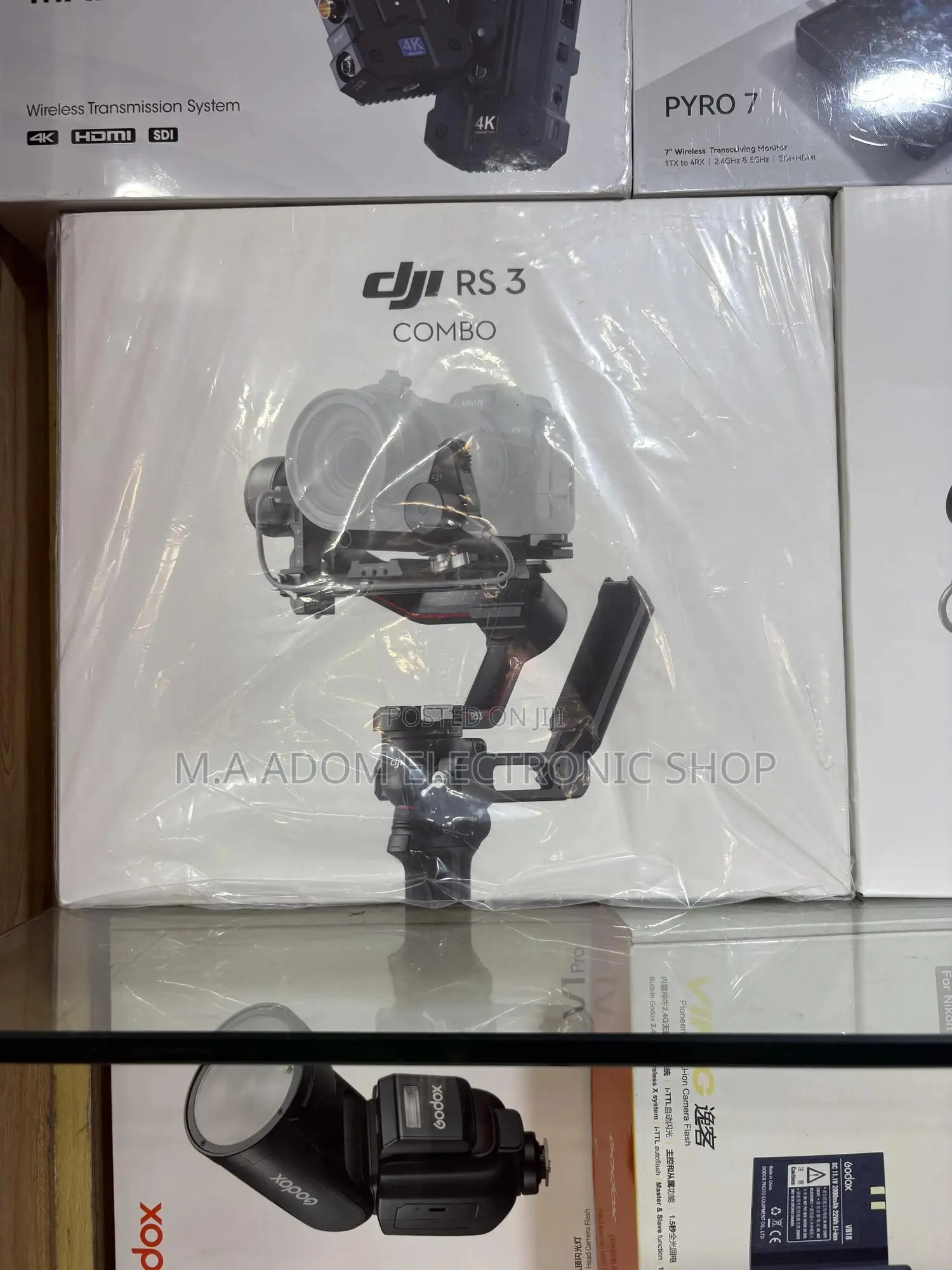Dji Rs 3 Combo, 3-Axis Gimbal Stabilizer
