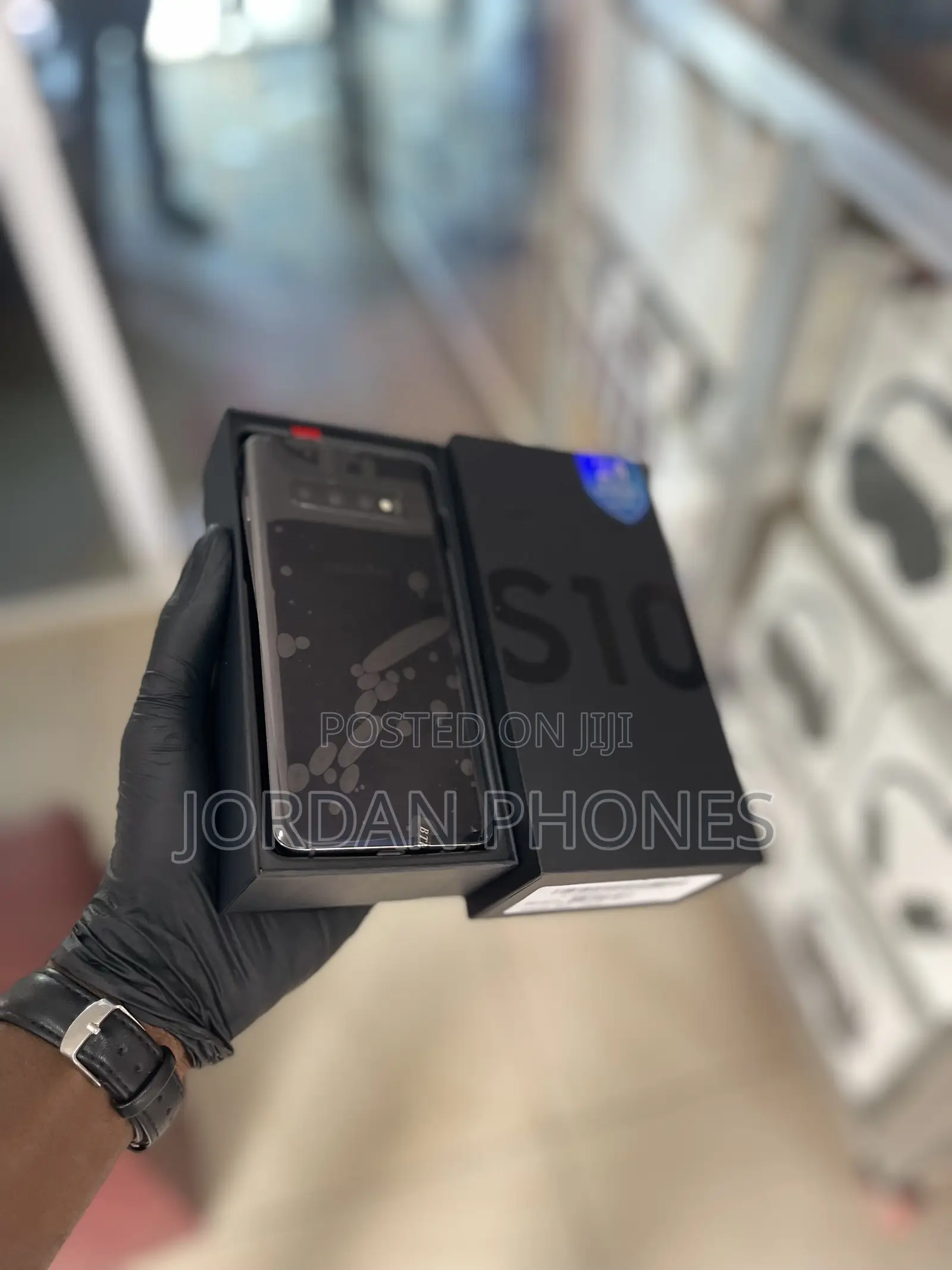 New Samsung Galaxy S10 128 GB Black