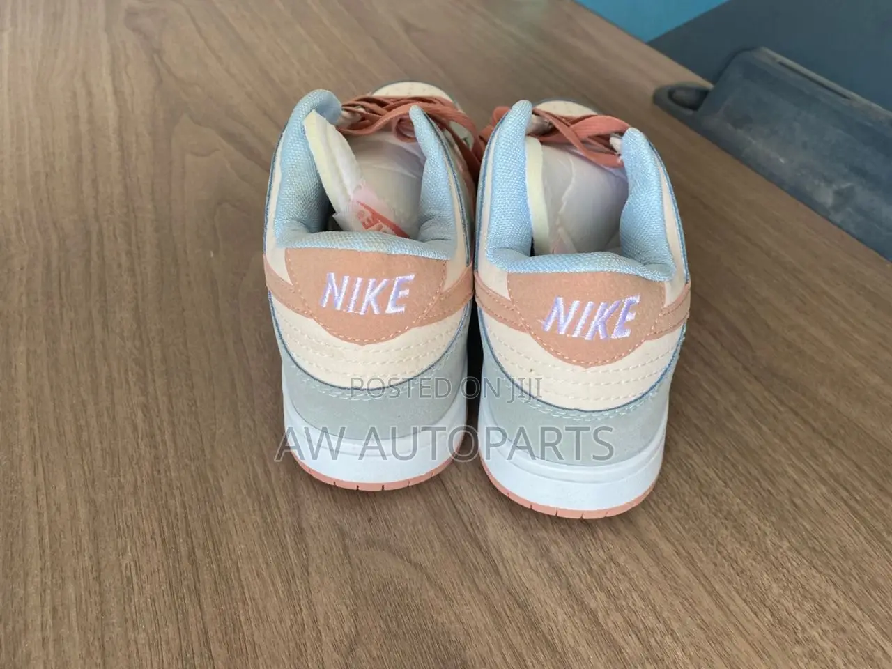 Nike Sneaker