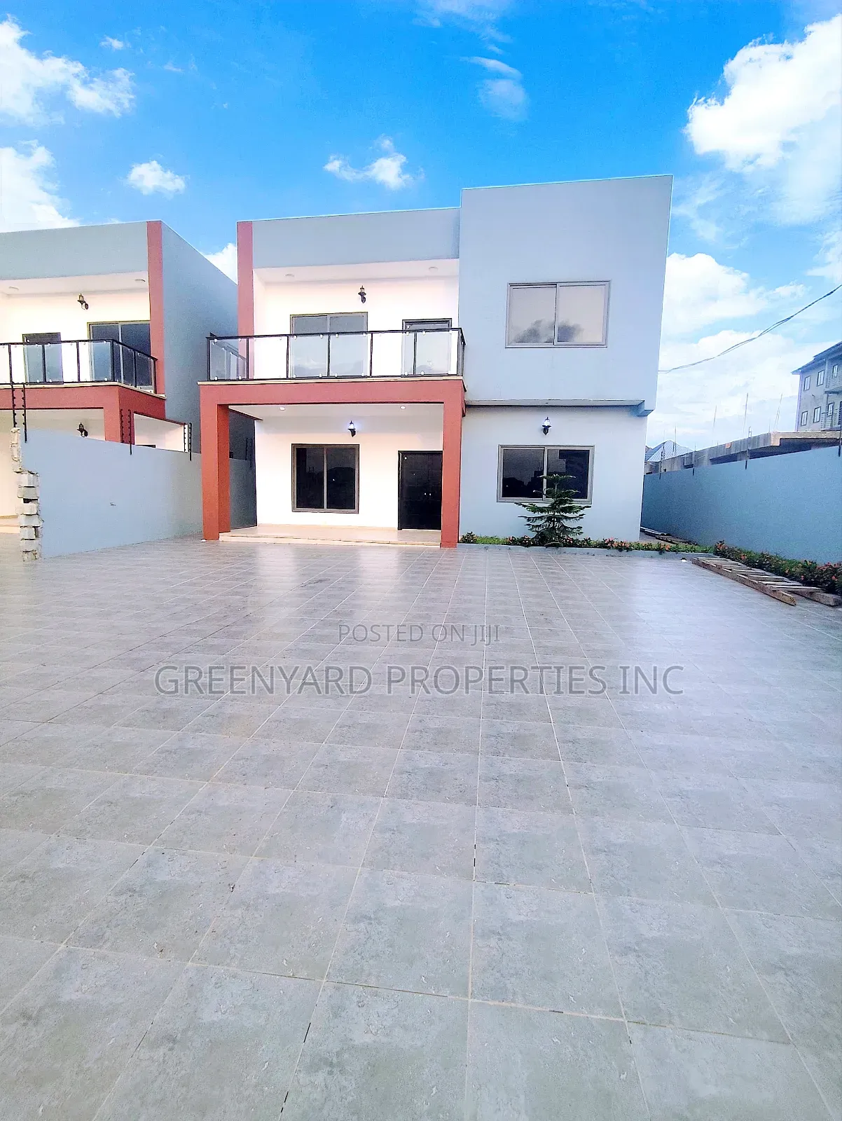 4bdrm House in Lakeside, Ashaley Botwe for sale