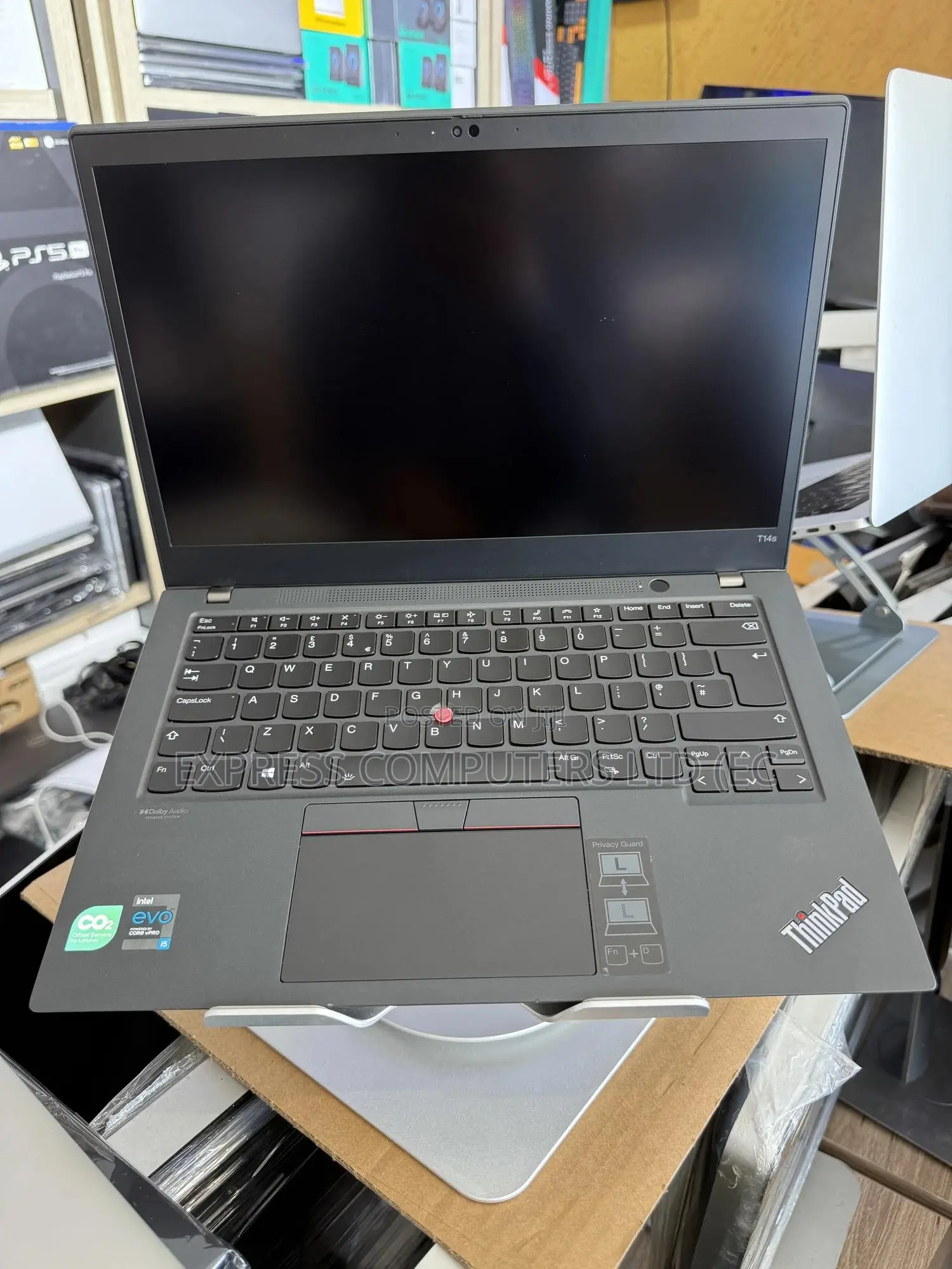 Laptop Lenovo Thinkpad T14s Gen 2 16GB Intel Core I5 SSD 256GB
