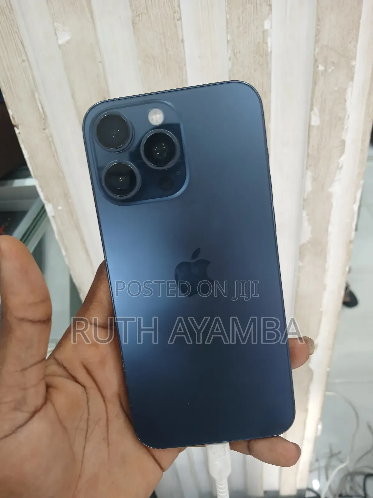 Apple iPhone 15 Pro Max 256 GB Gray