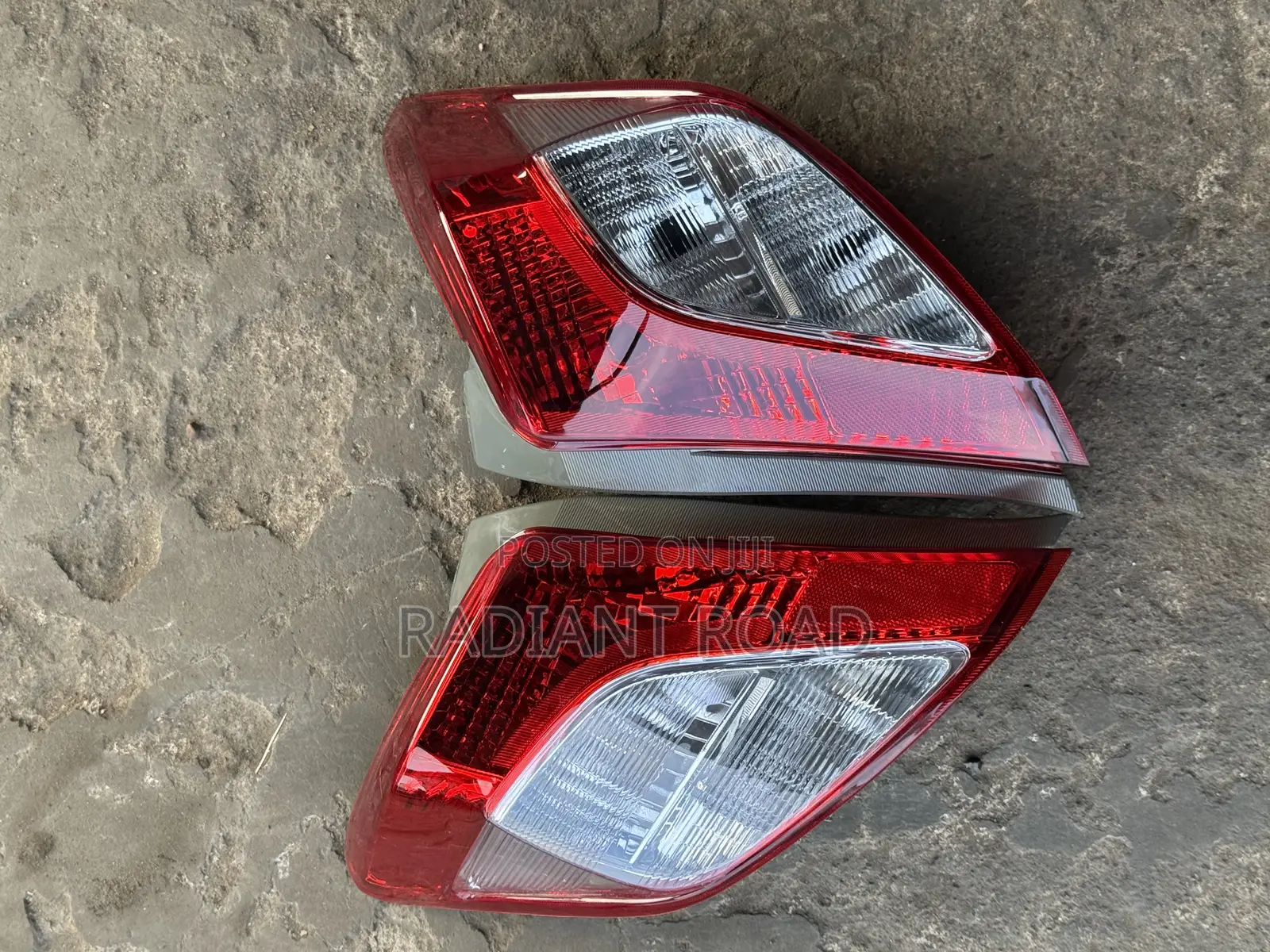 Toyota Vitz 2012 Taillight