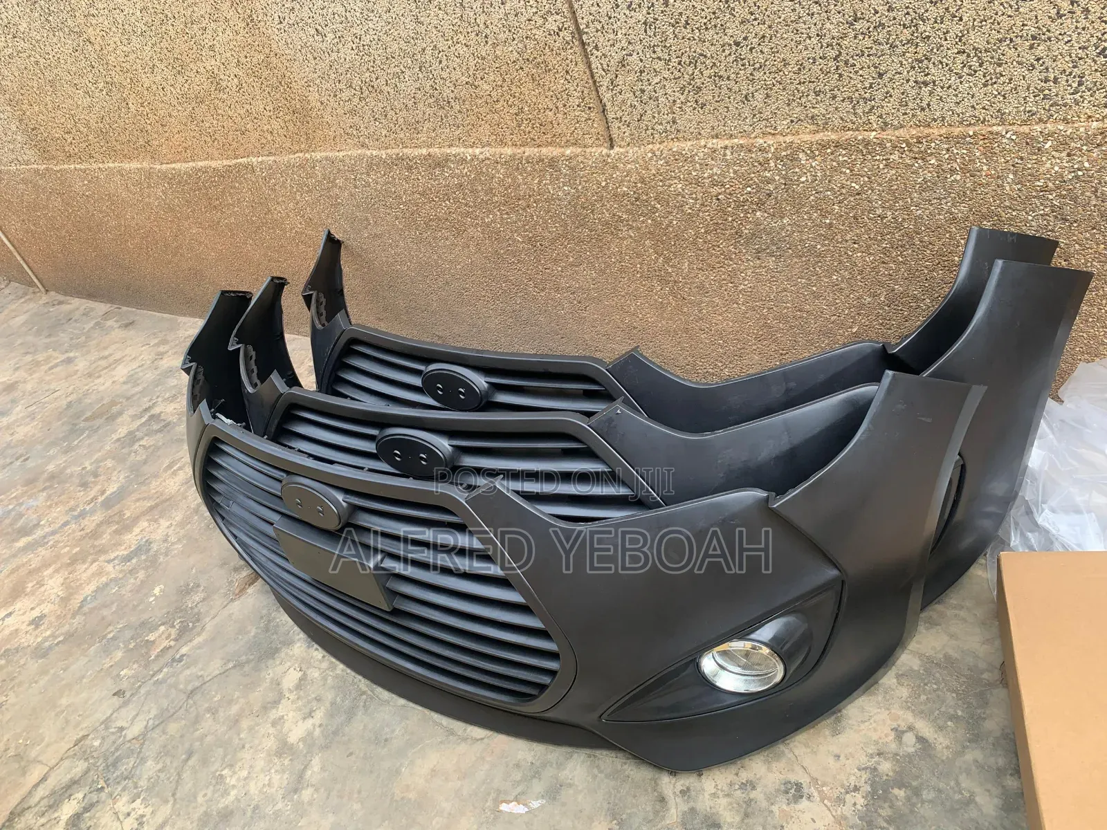 Hyundai Veloster 2013-2017 Complete Front Bumper