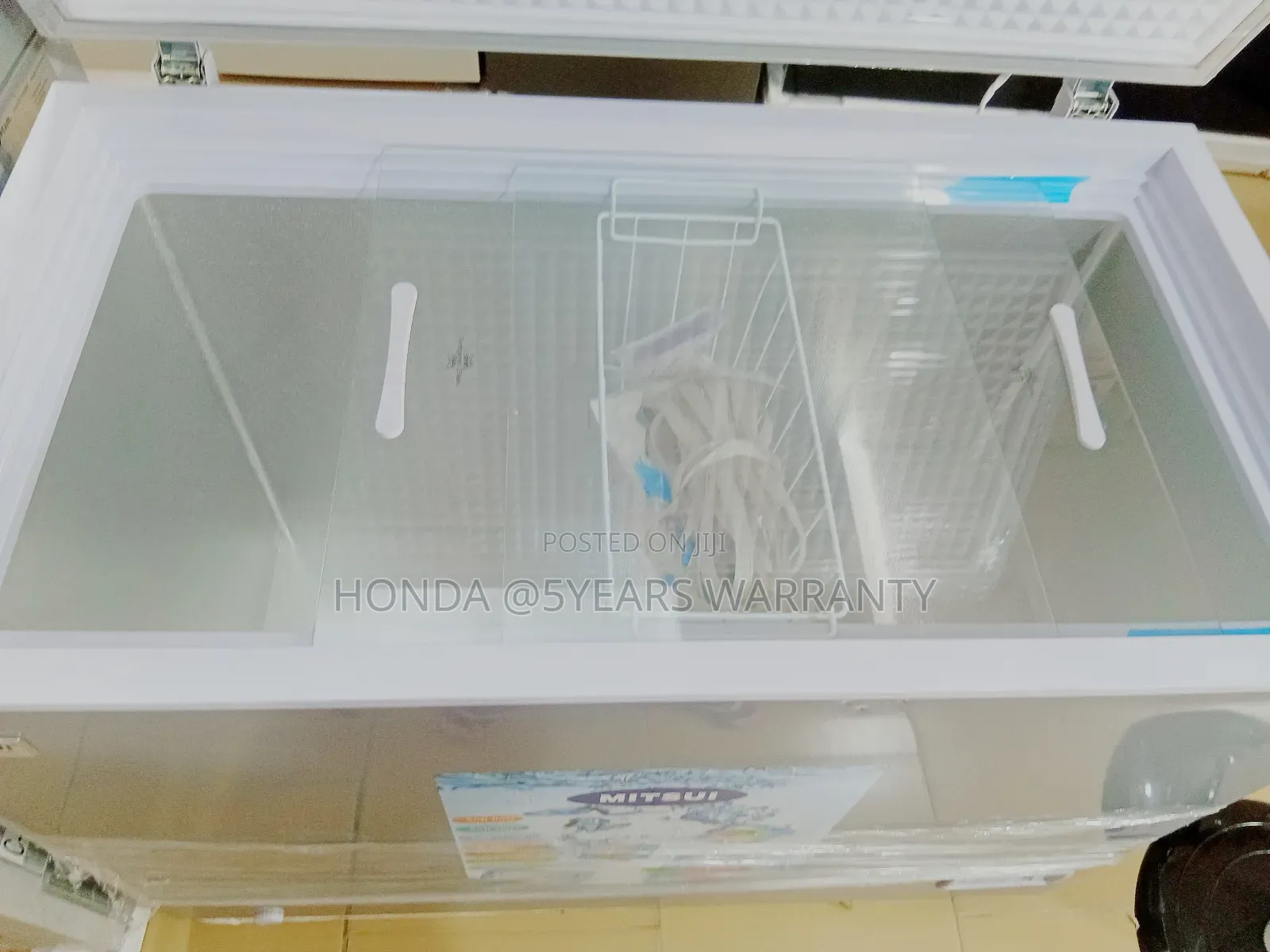 **Mitsui 282l Deep Freezer With Fast Cooling Technology**