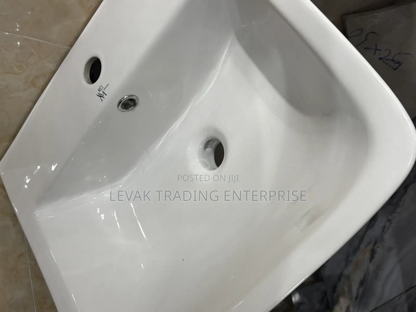 Hanging Basin - Wash Hand Basin