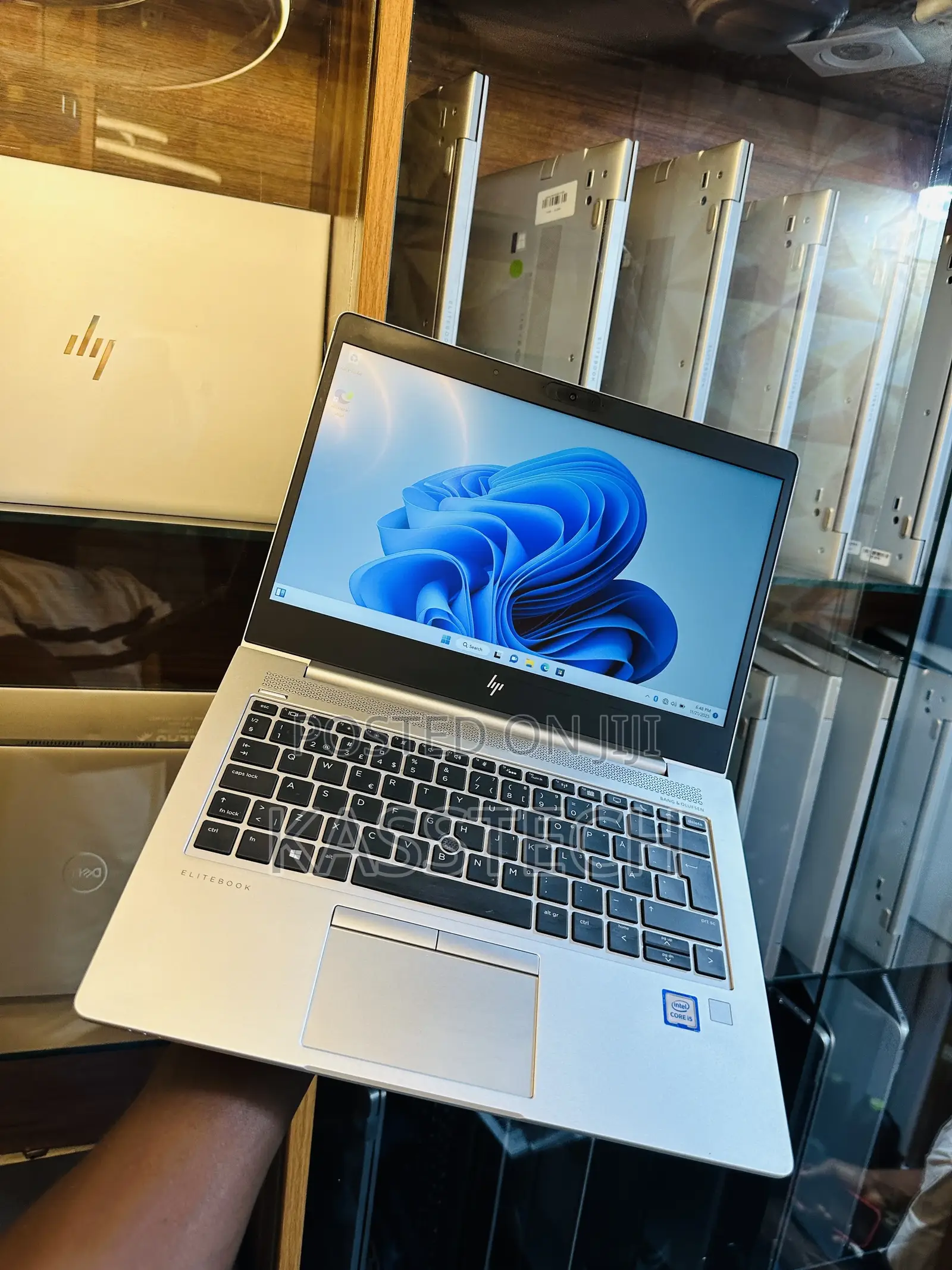 Laptop HP EliteBook 830 G6 16GB Intel Core I5 SSD 256GB