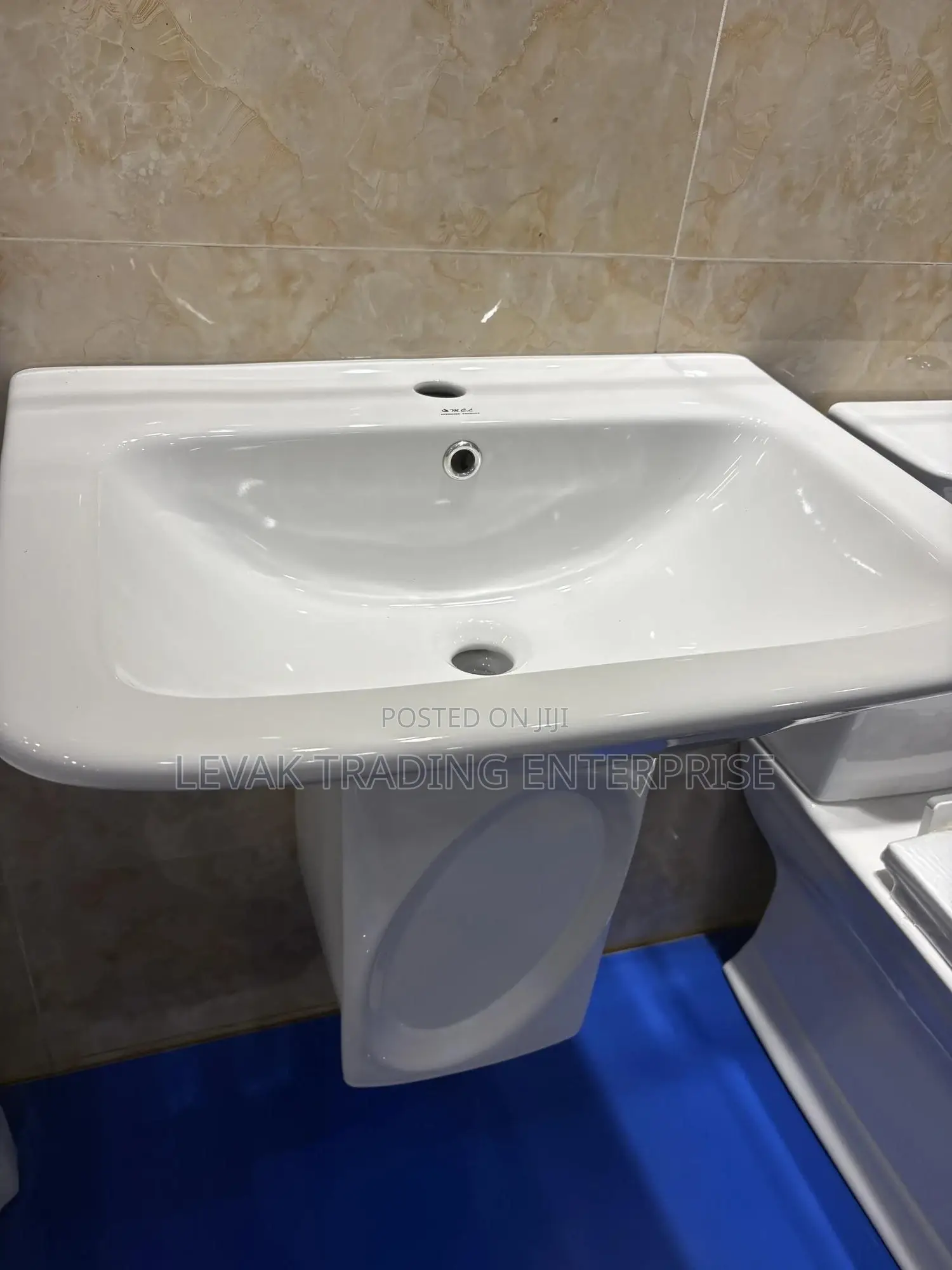 MCL Watercloset and Short Pedestal Basin - Hanging Sink