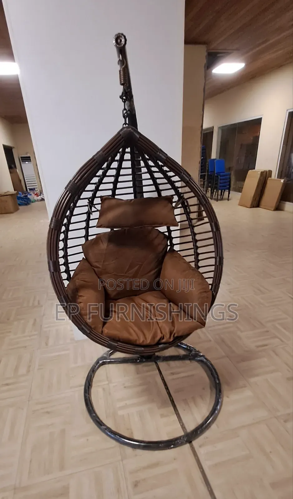 Swinging Chair
