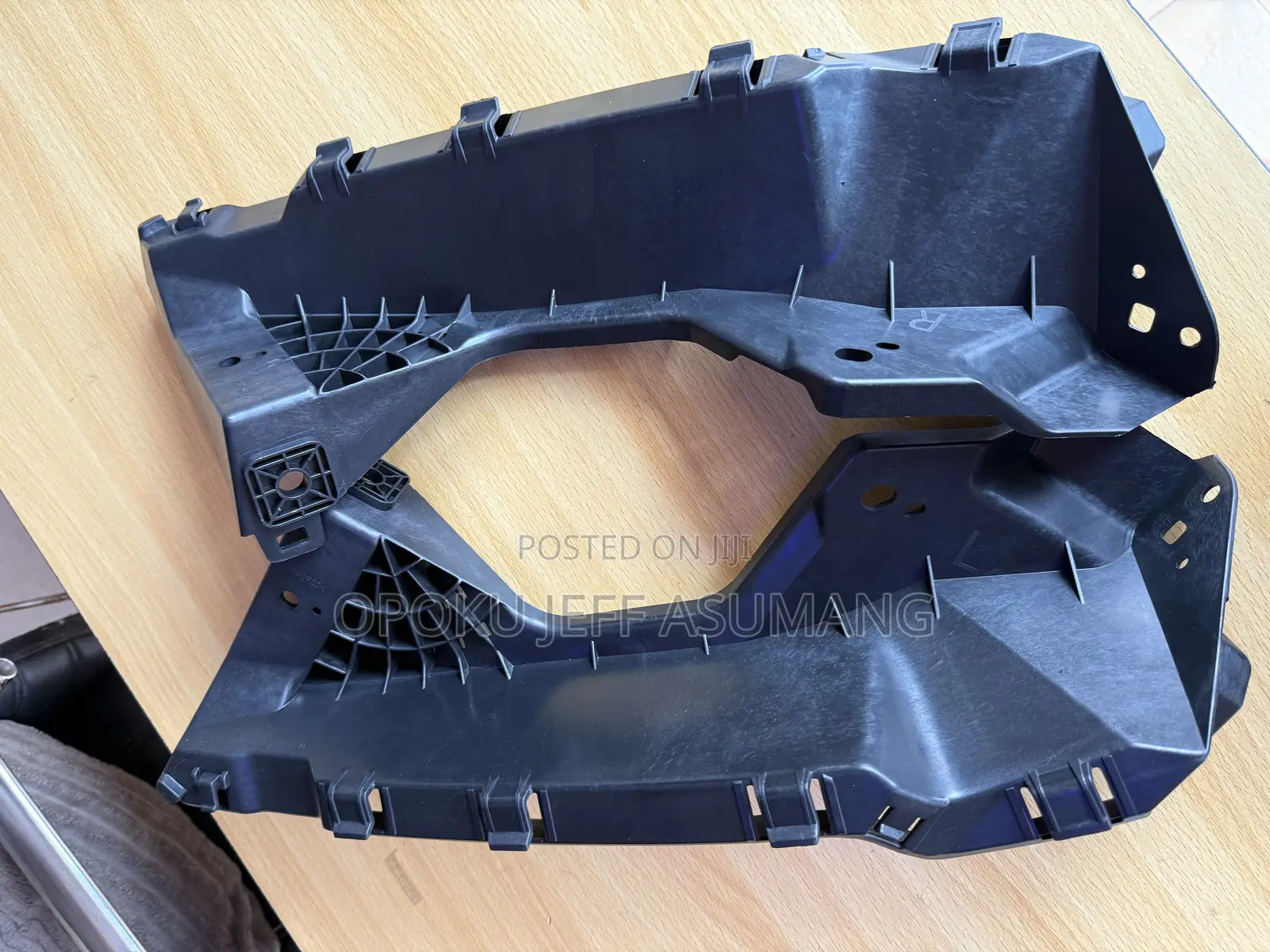 Crv 2023-2025 Headlight Seat / Bracket