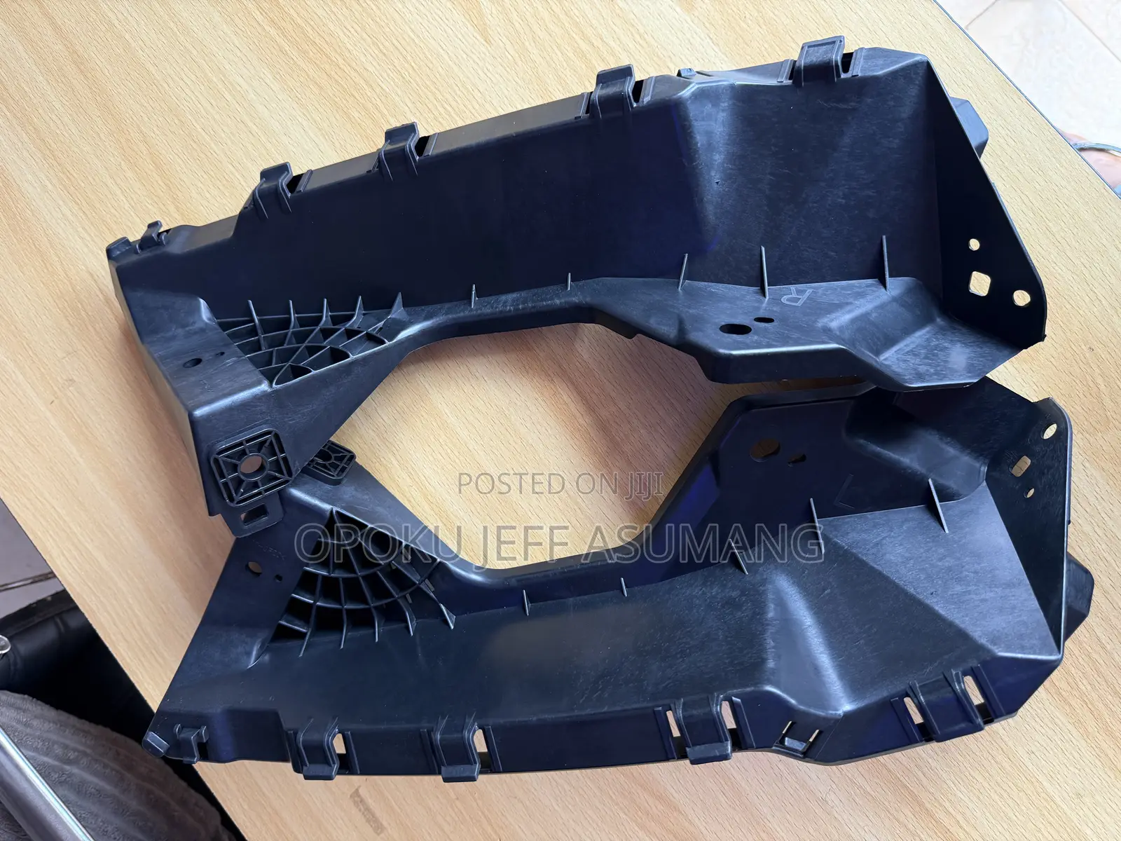 Crv 2023-2025 Headlight Seat / Bracket