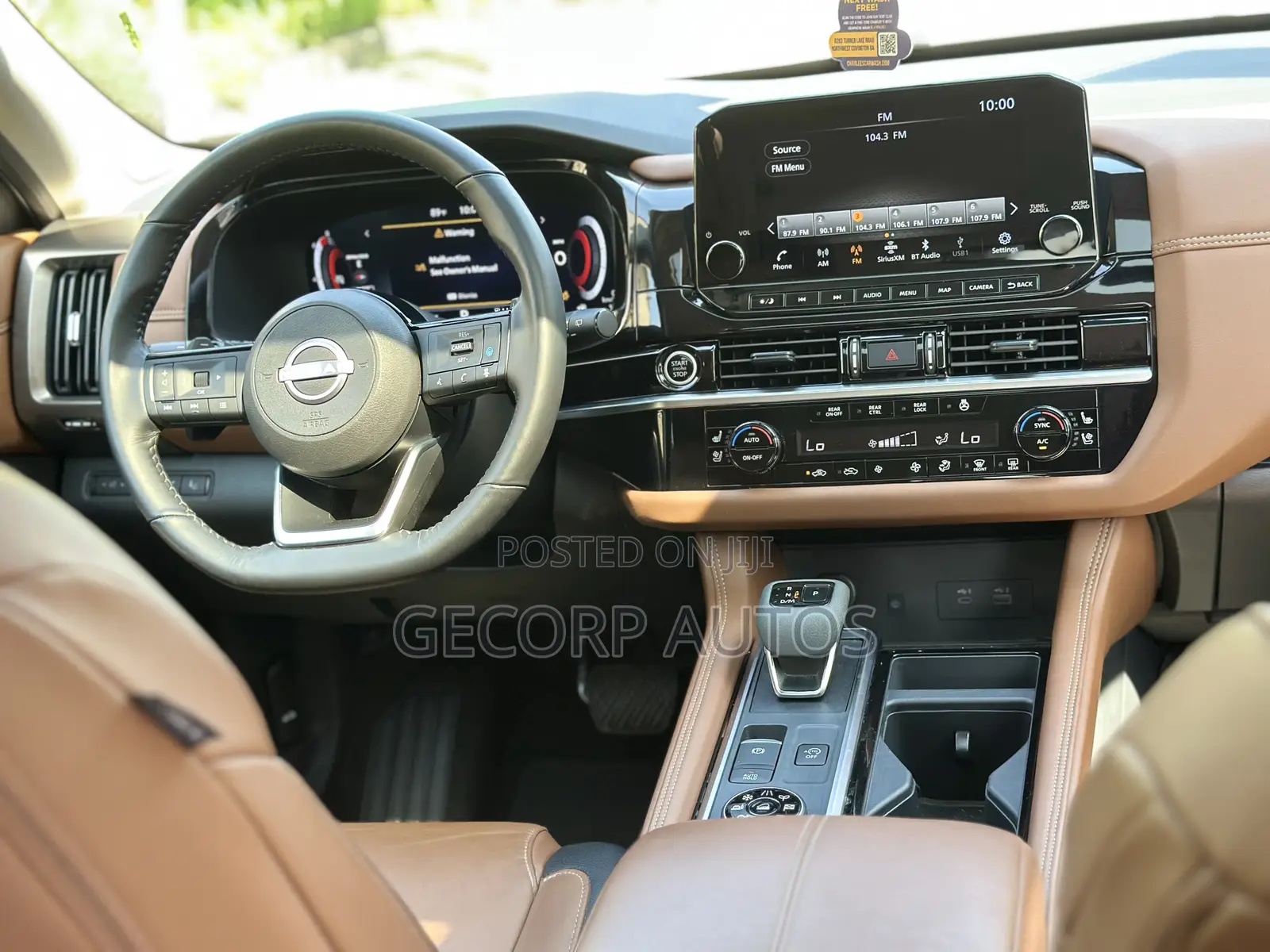 Nissan Pathfinder Platinum 2024 White