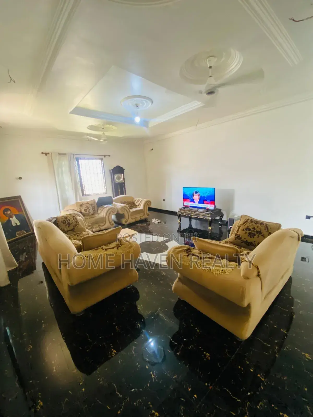 5bdrm House in North Legon for rent