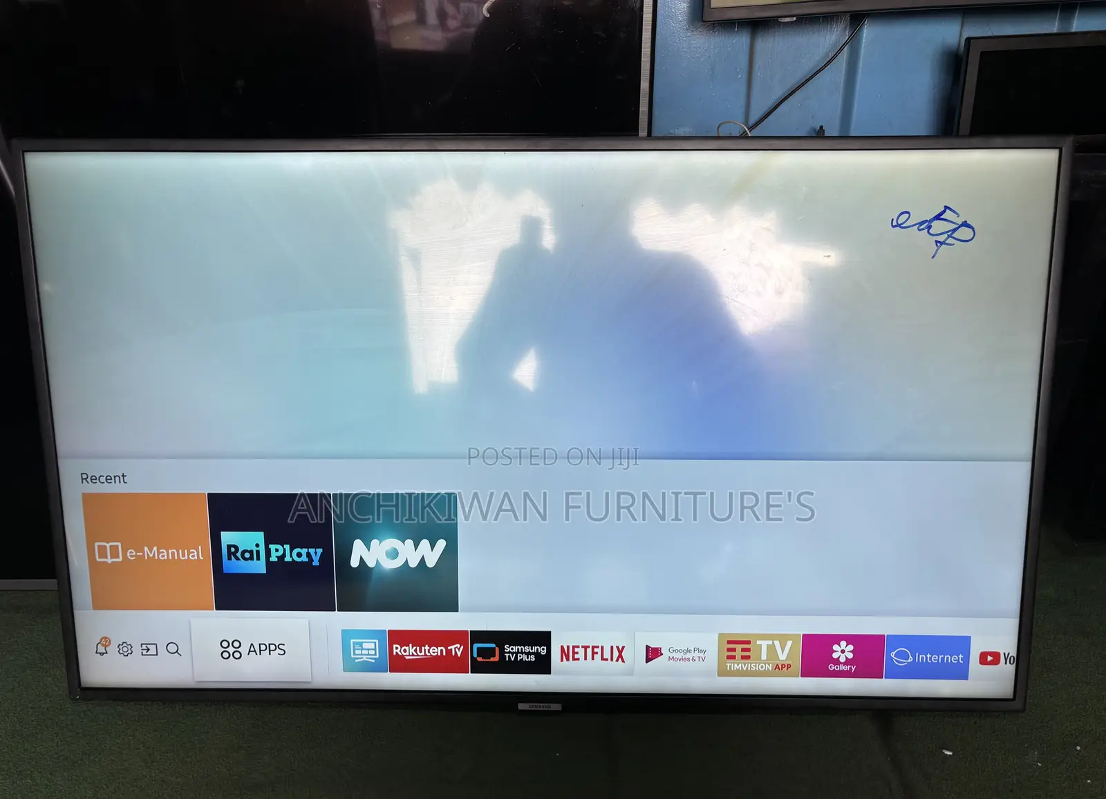 43 Inch Samsung Smart Digital Satellite Bluetooth Tv