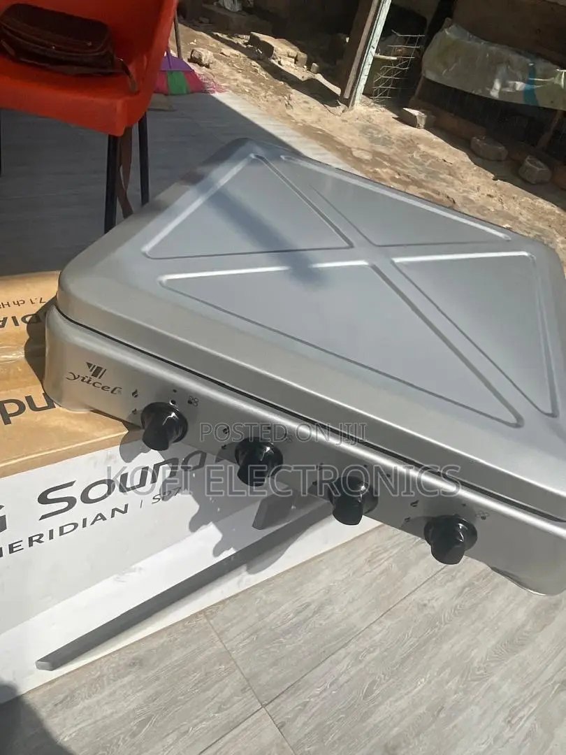 Urbanchef Portable 4-Burner Stove Durable Steel Build