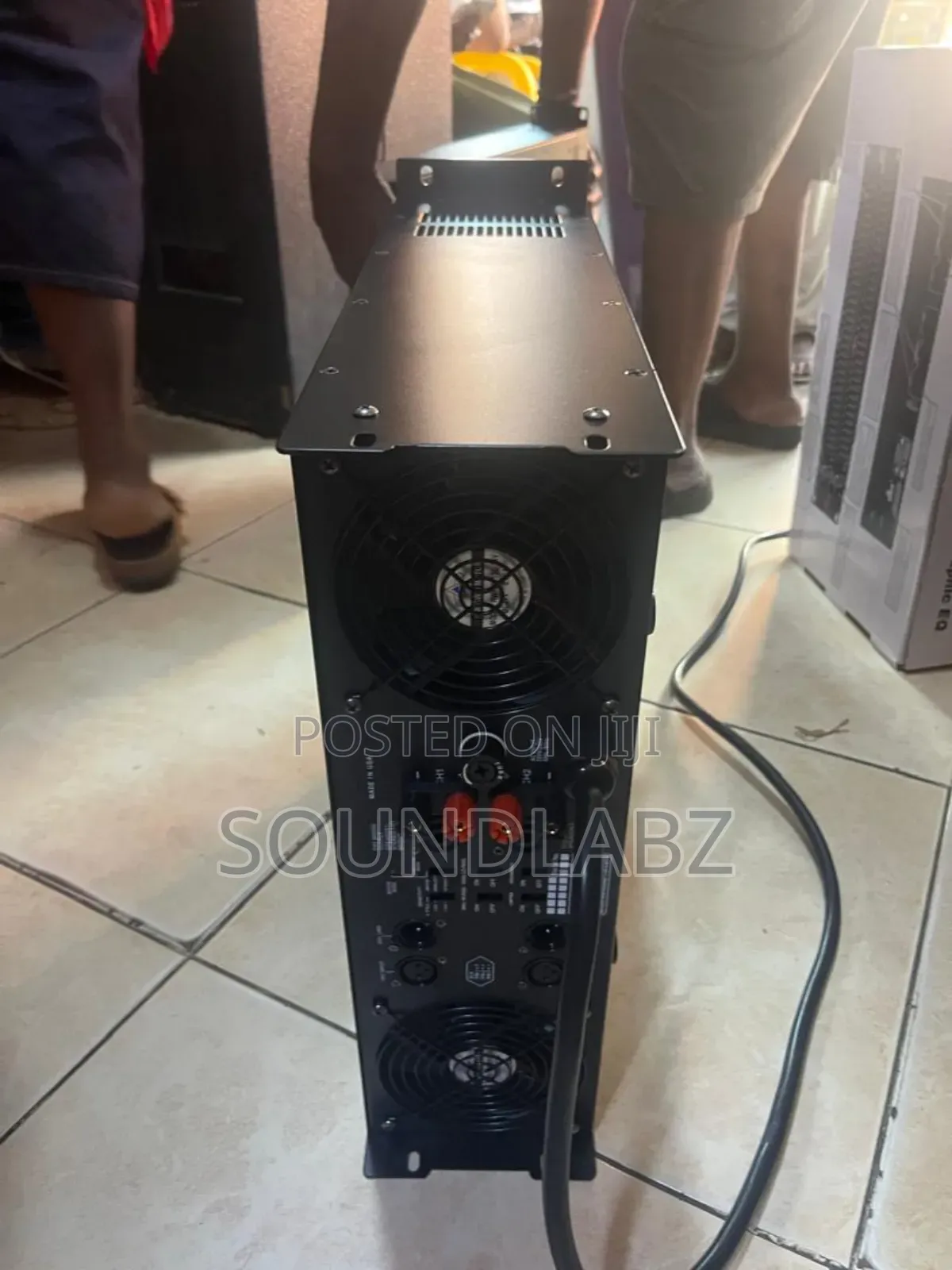 Electro-voice (Ev) E9300 Power Amplifier.
