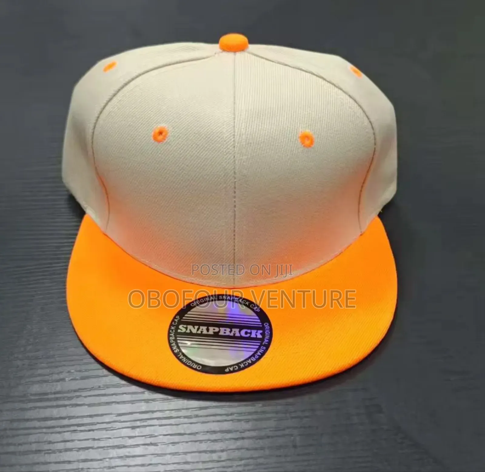 Two-Tone Flat Cap With Quality Material for Printing and Embroidery