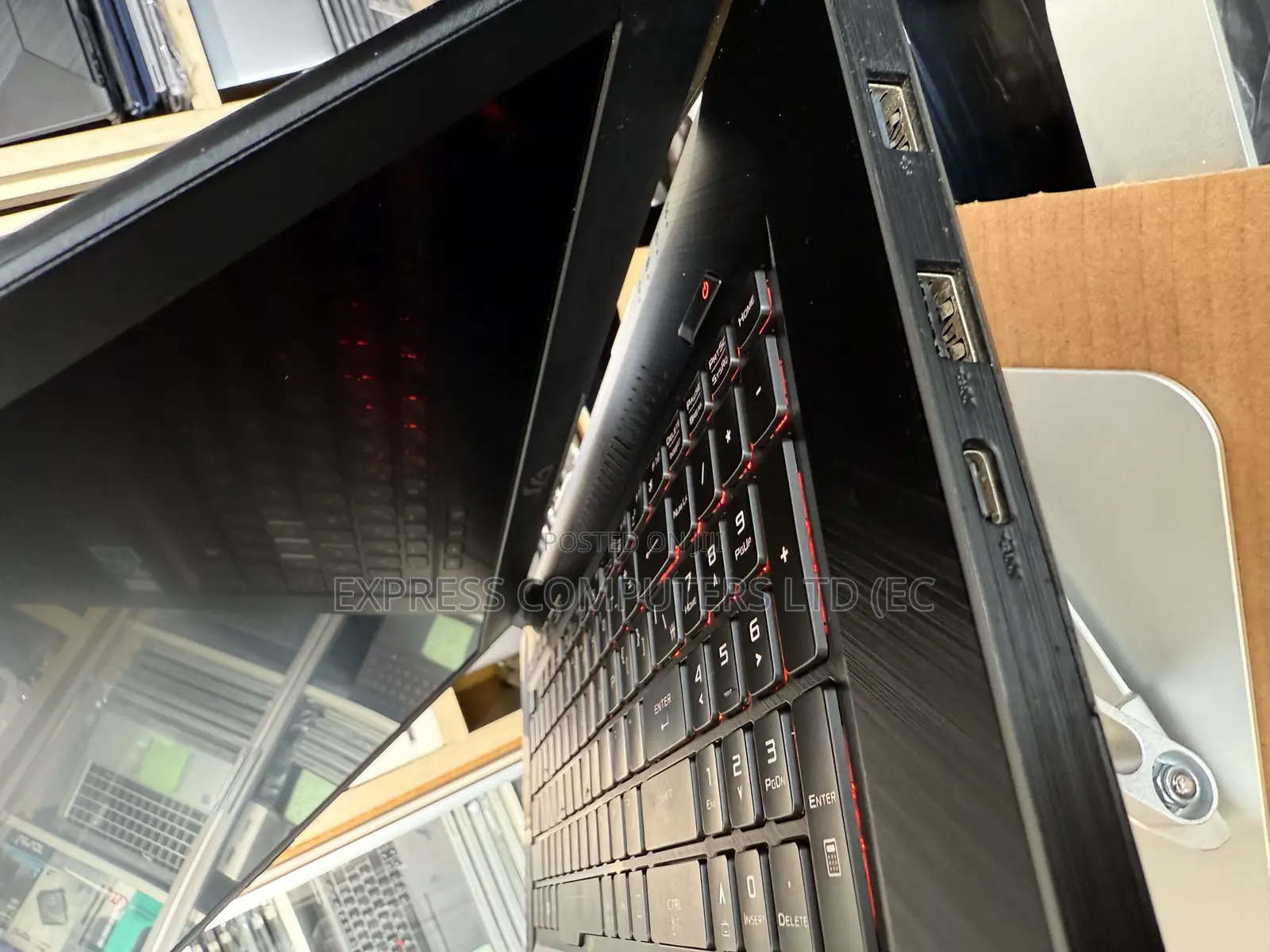 Laptop Asus ROG GL702VM 16GB Intel Core I7 HDD+SSD 1T