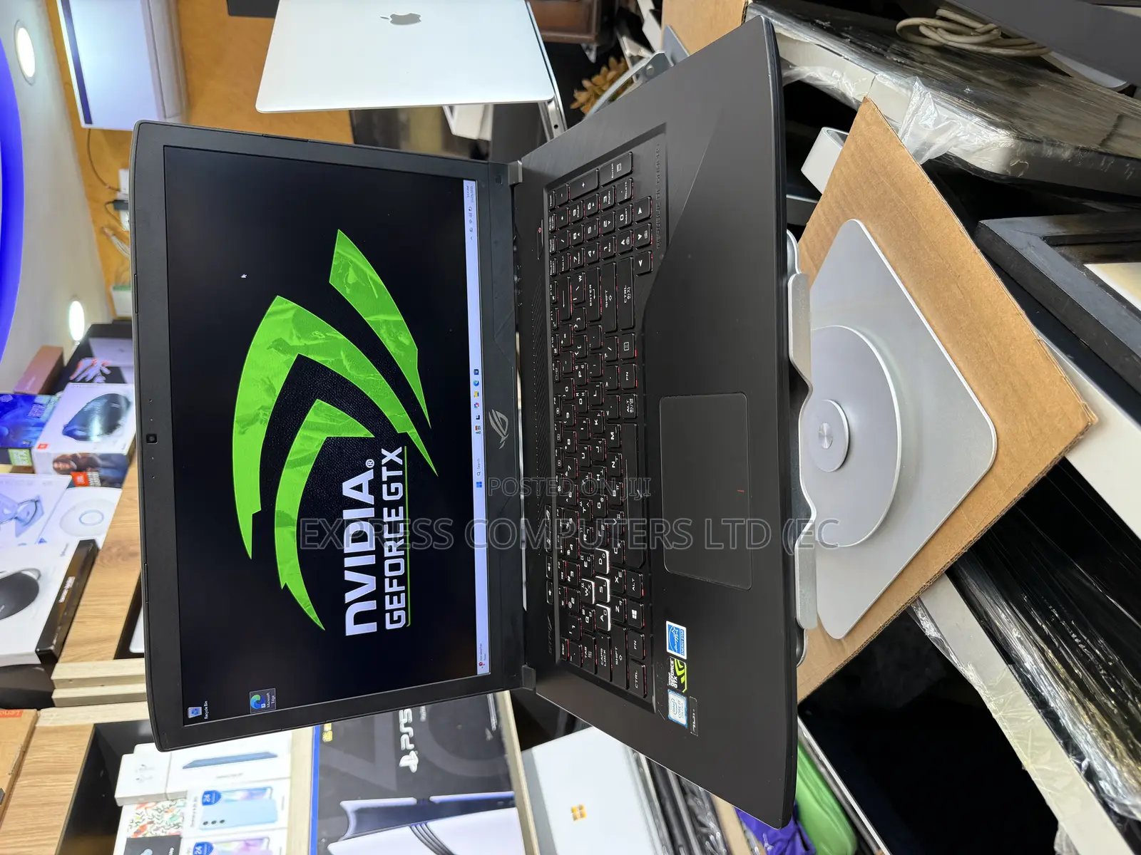 Laptop Asus ROG GL702VM 16GB Intel Core I7 HDD+SSD 1T