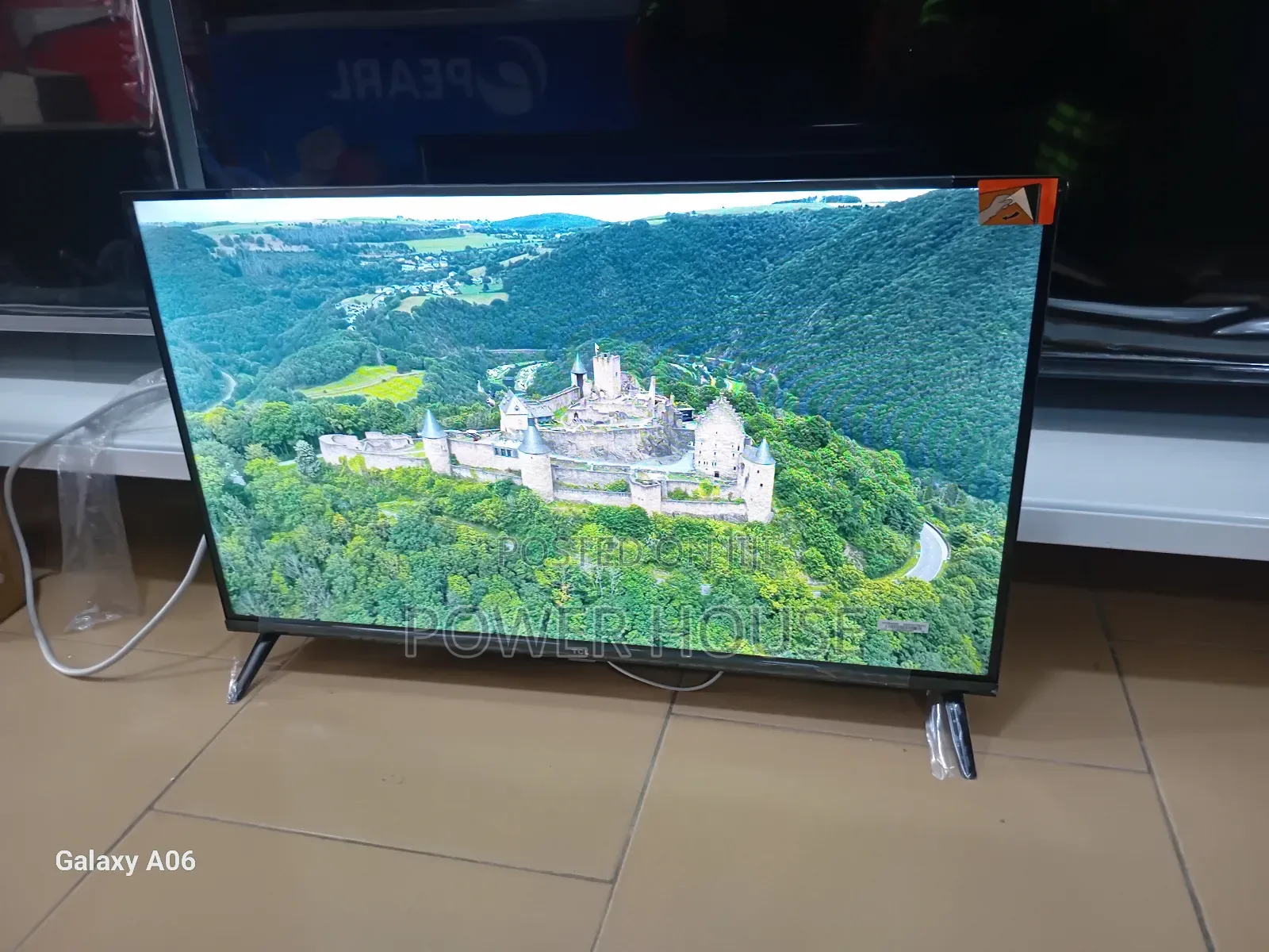 TCL 32" Hd Smart – Fast Connectivity