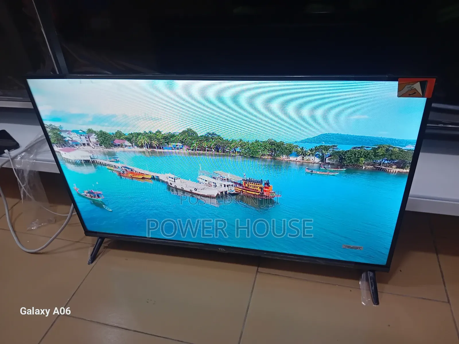 TCL 32" Smart Android – Smooth Performance